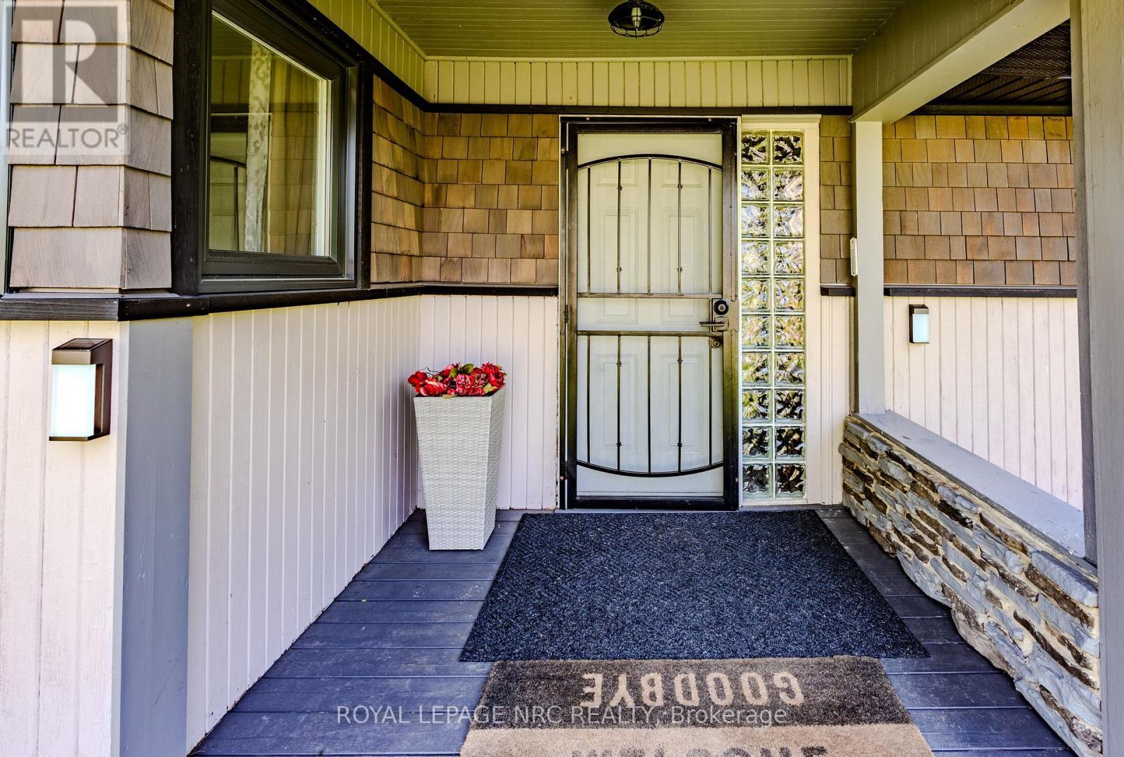 












270 CHERRYWOOD AVENUE

,
Fort Erie (Crystal Beach),




Ontario
L0S1B0

