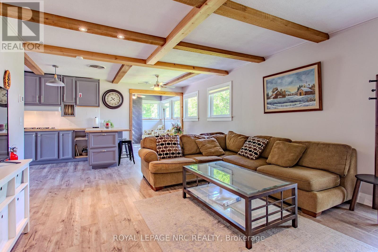 












270 CHERRYWOOD AVENUE

,
Fort Erie (Crystal Beach),




Ontario
L0S1B0

