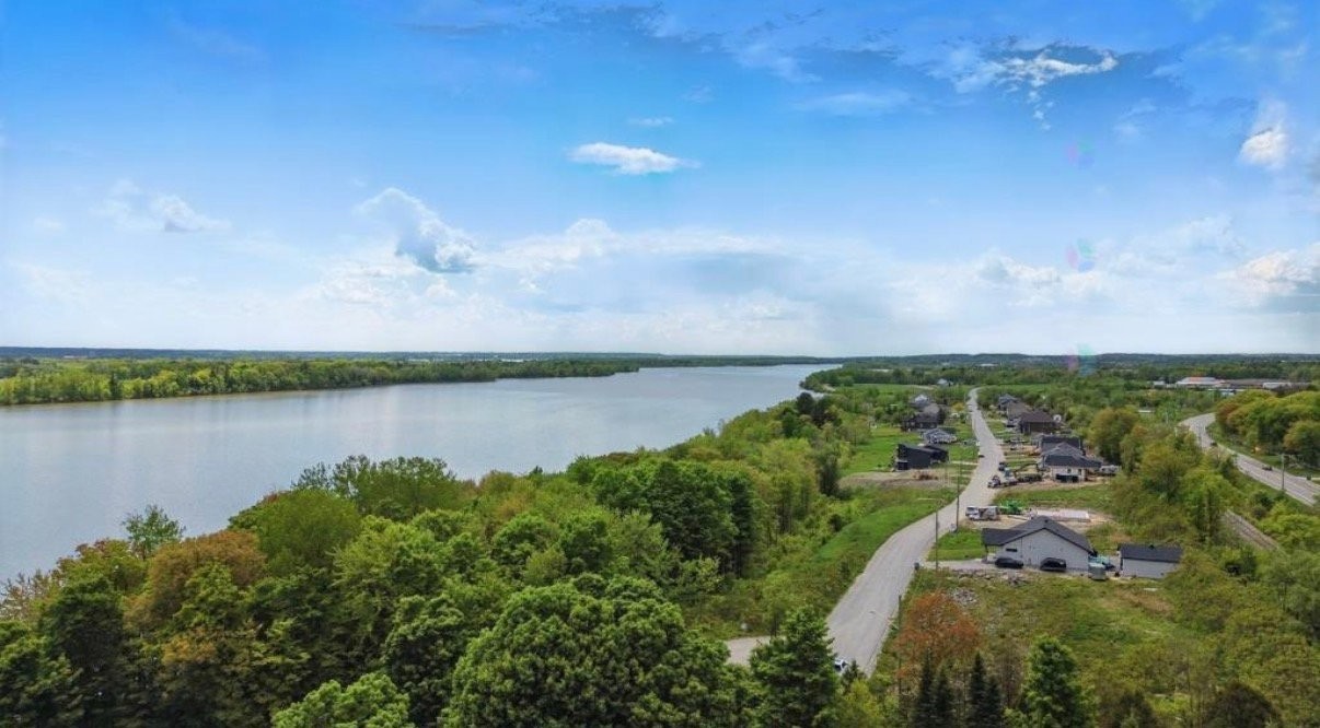 









2668


Ch. Salomon-Dicaire

,
Papineauville,







QC
J0V1R0

