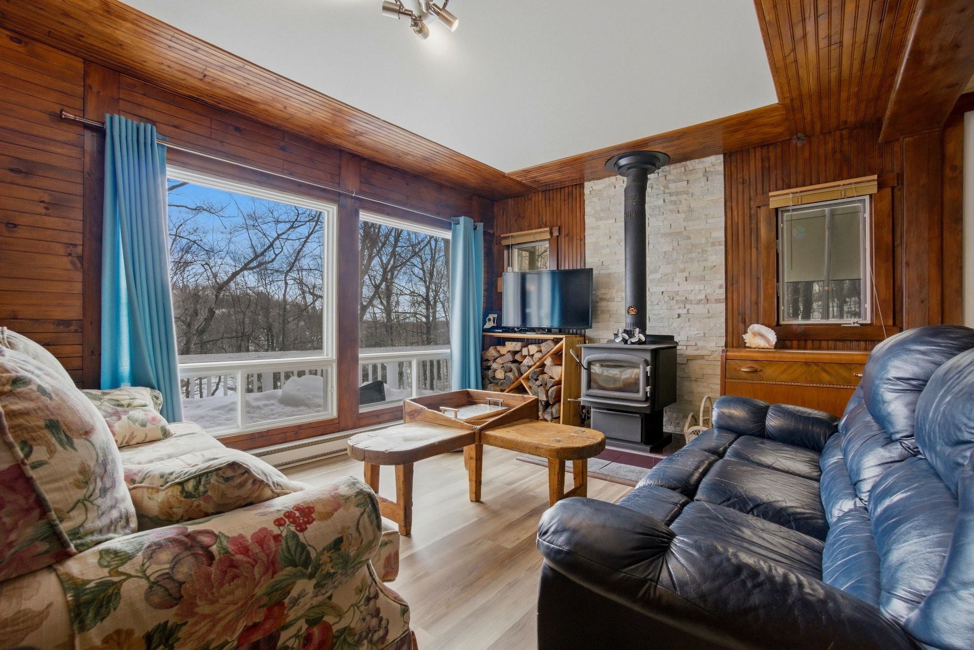 









16


Ch. du Lac

,
Brownsburg-Chatham,




QC
J8G2M1

