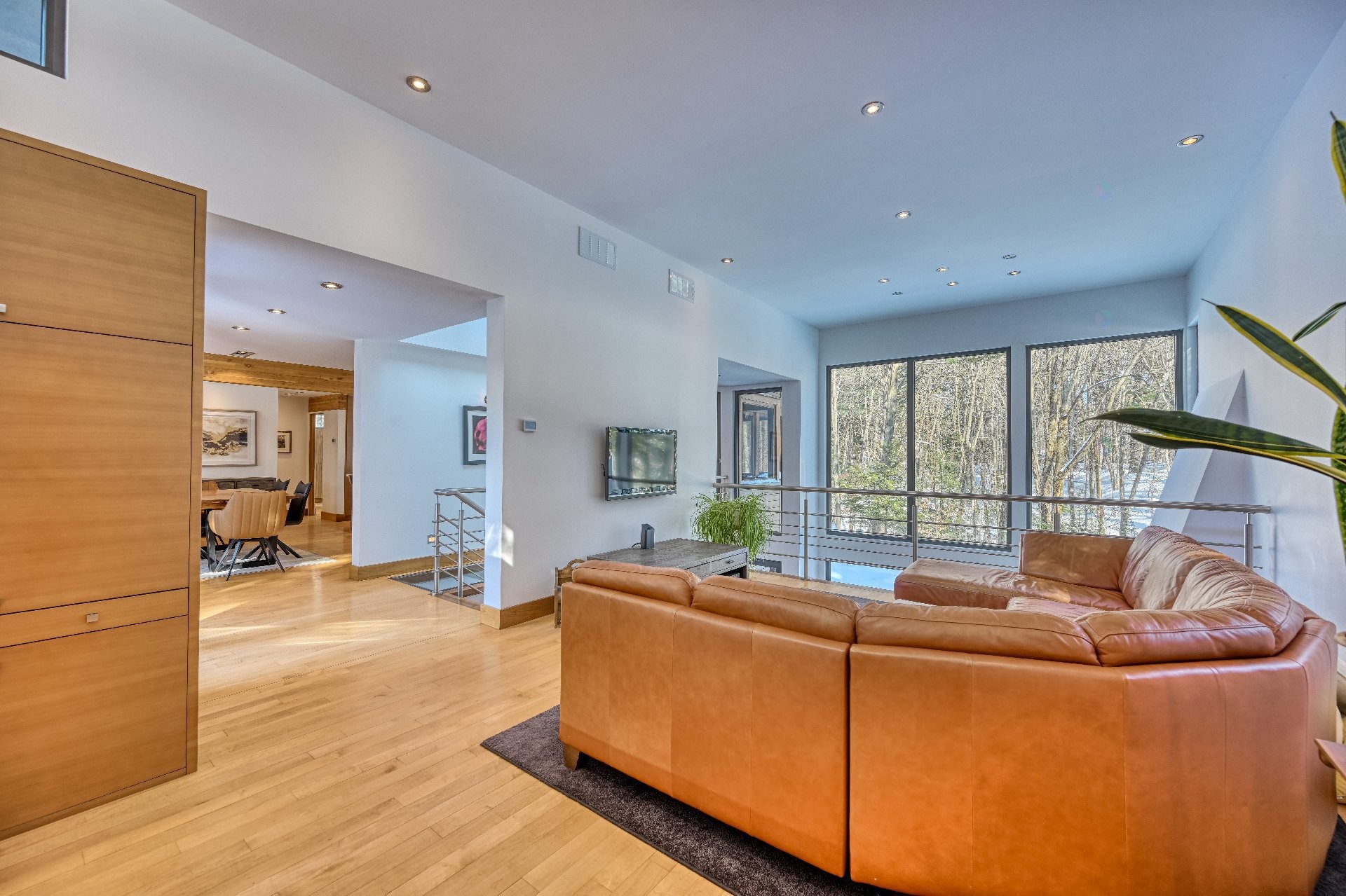 









302


Rue Marcel-Giguère

,
Blainville,




QC
J7B2A6

