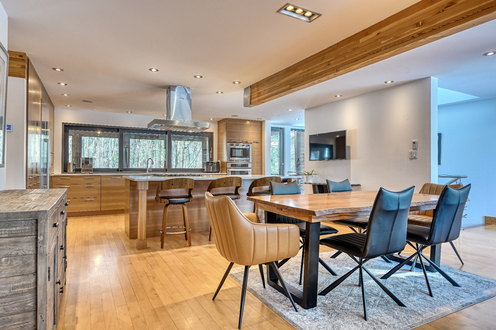 









302


Rue Marcel-Giguère

,
Blainville,




QC
J7B2A6

