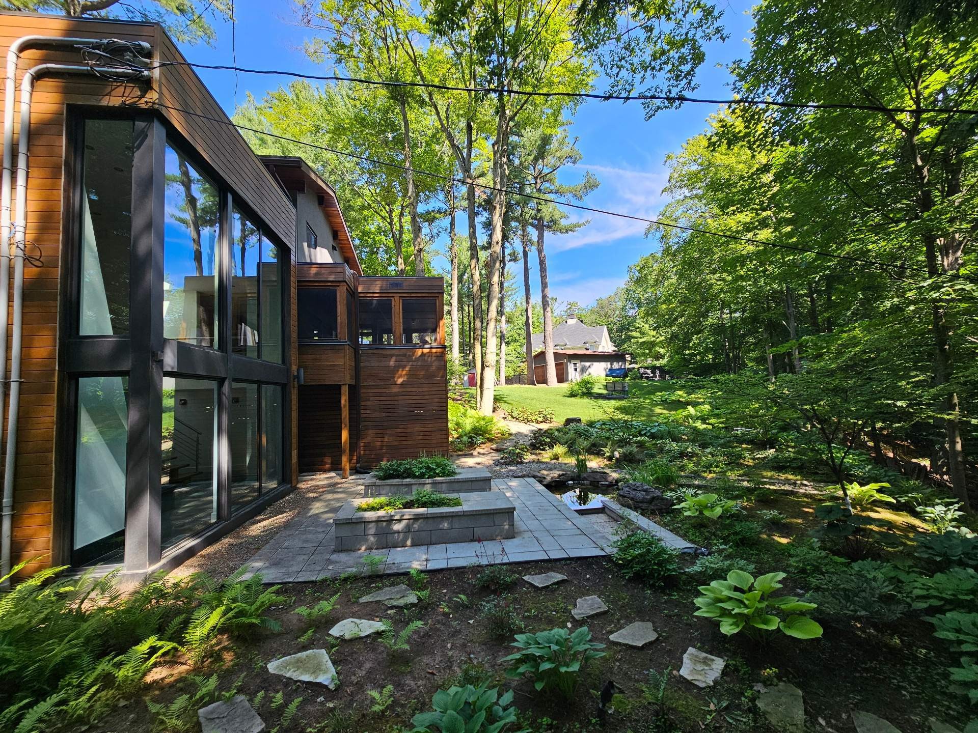 









302


Rue Marcel-Giguère

,
Blainville,




QC
J7B2A6

