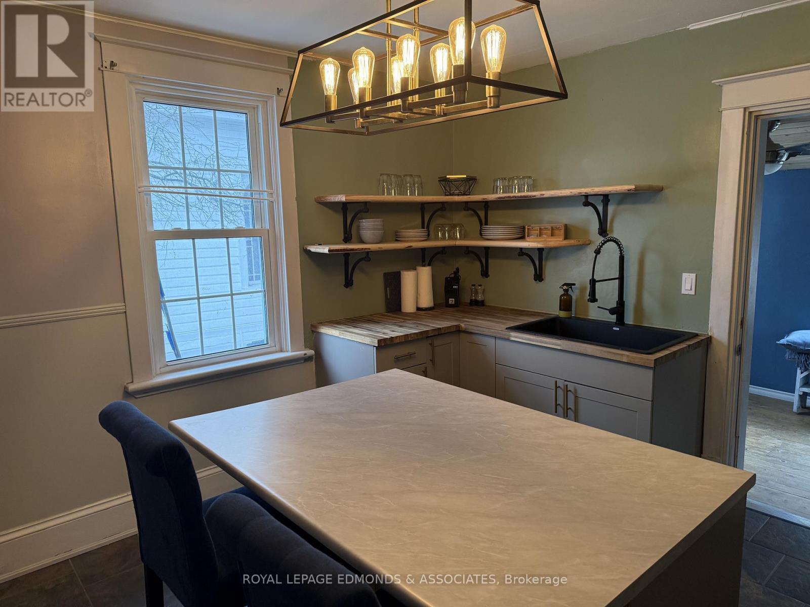 












1028 PEMBROKE STREET E

,
Pembroke,




Ontario
K8A6Z2

