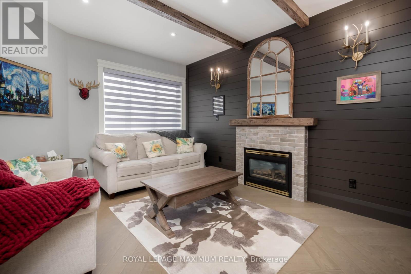 












11 MASI COURT

,
Vaughan,




Ontario
L4H1V5

