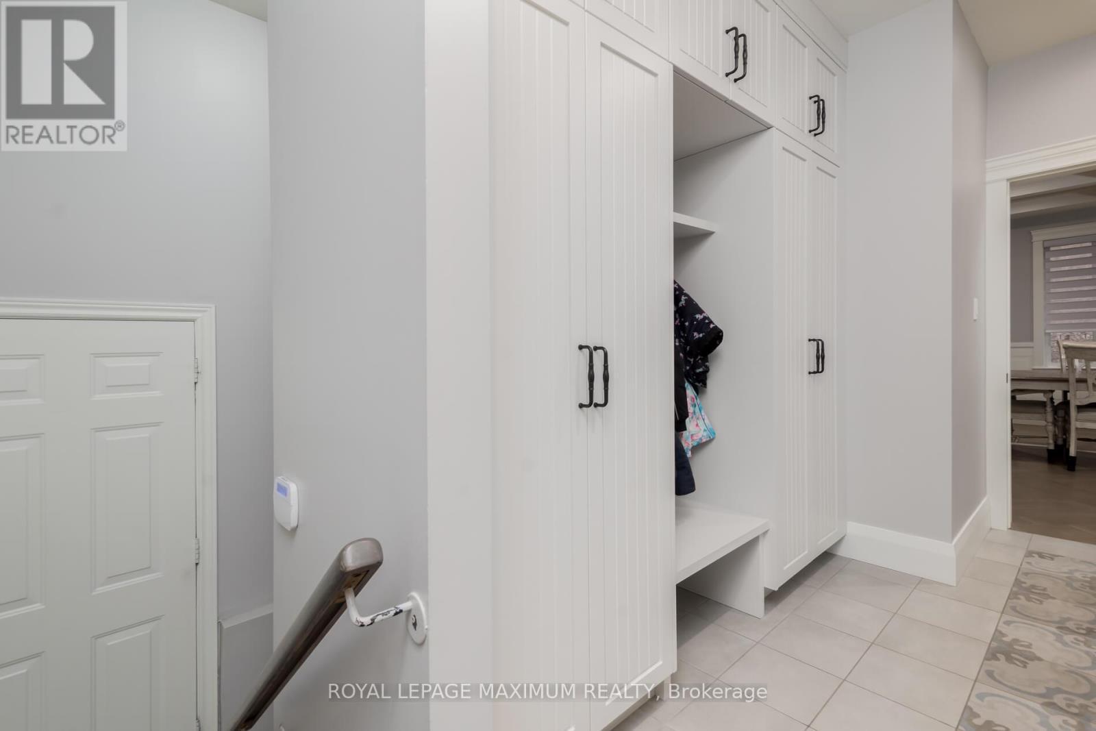 












11 MASI COURT

,
Vaughan,




Ontario
L4H1V5

