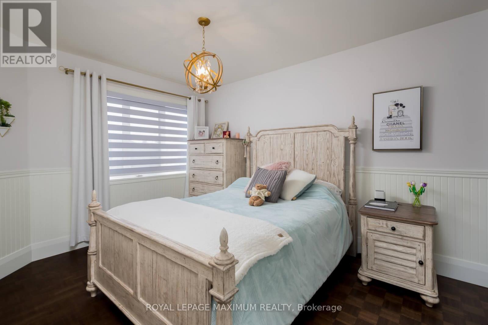 












11 MASI COURT

,
Vaughan,




Ontario
L4H1V5

