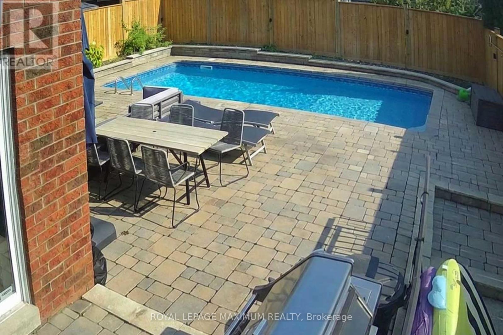 












11 MASI COURT

,
Vaughan,




Ontario
L4H1V5

