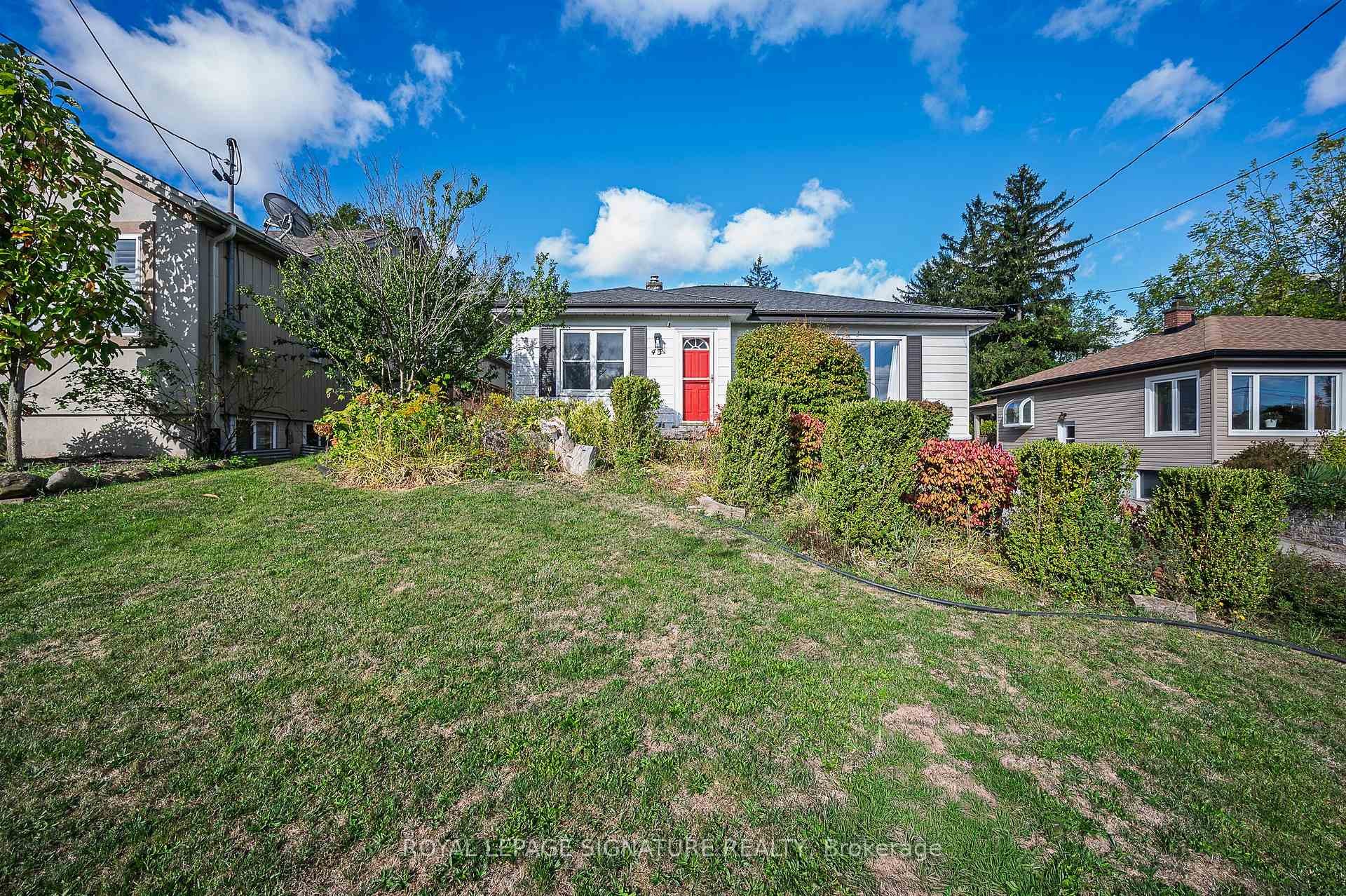 









43


Lake

Avenue North,
Hamilton,




ON
L8E 1L2

