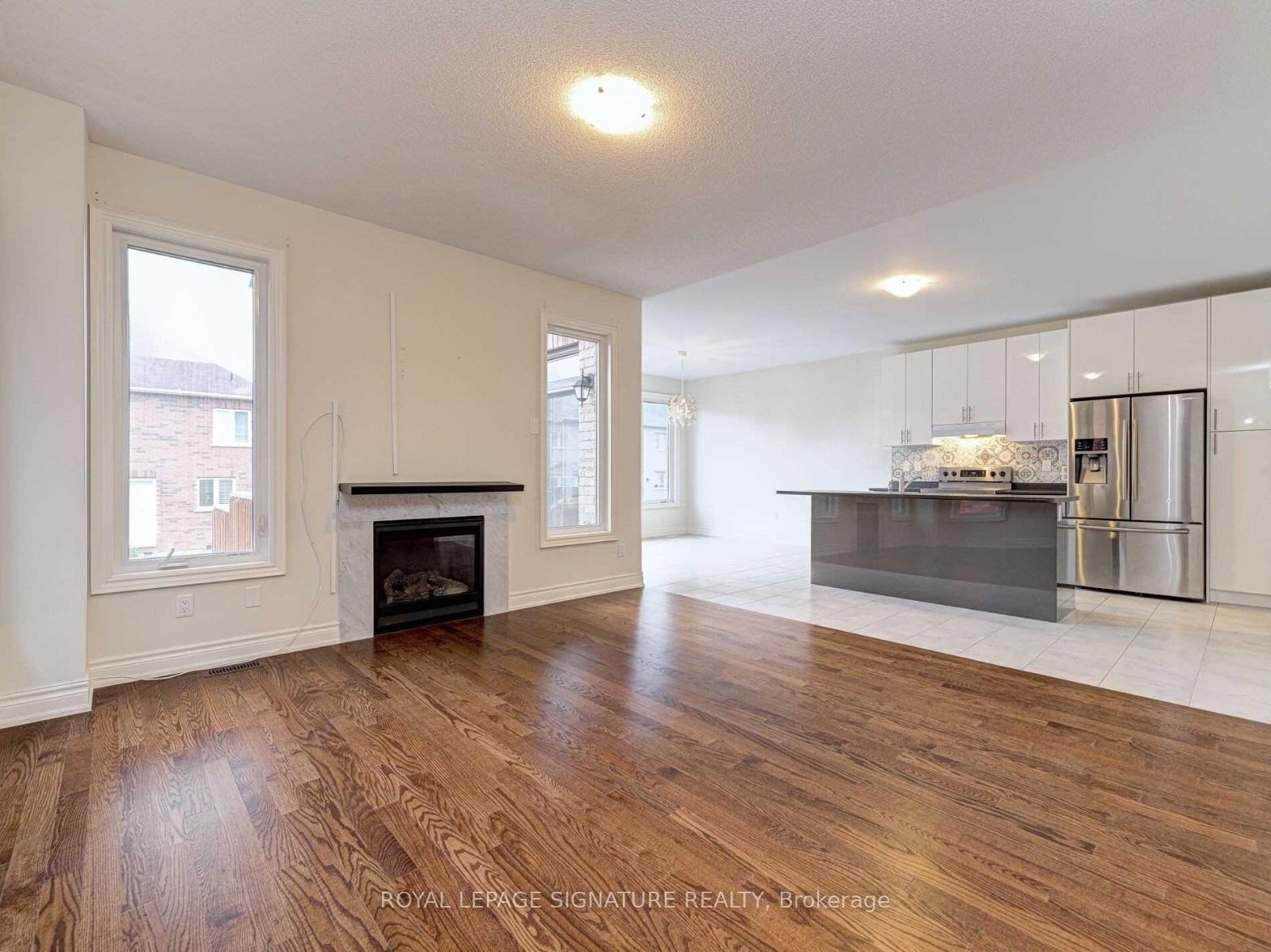 









20


Dunley

Crescent,
Brampton,




ON
L6X 5K3

