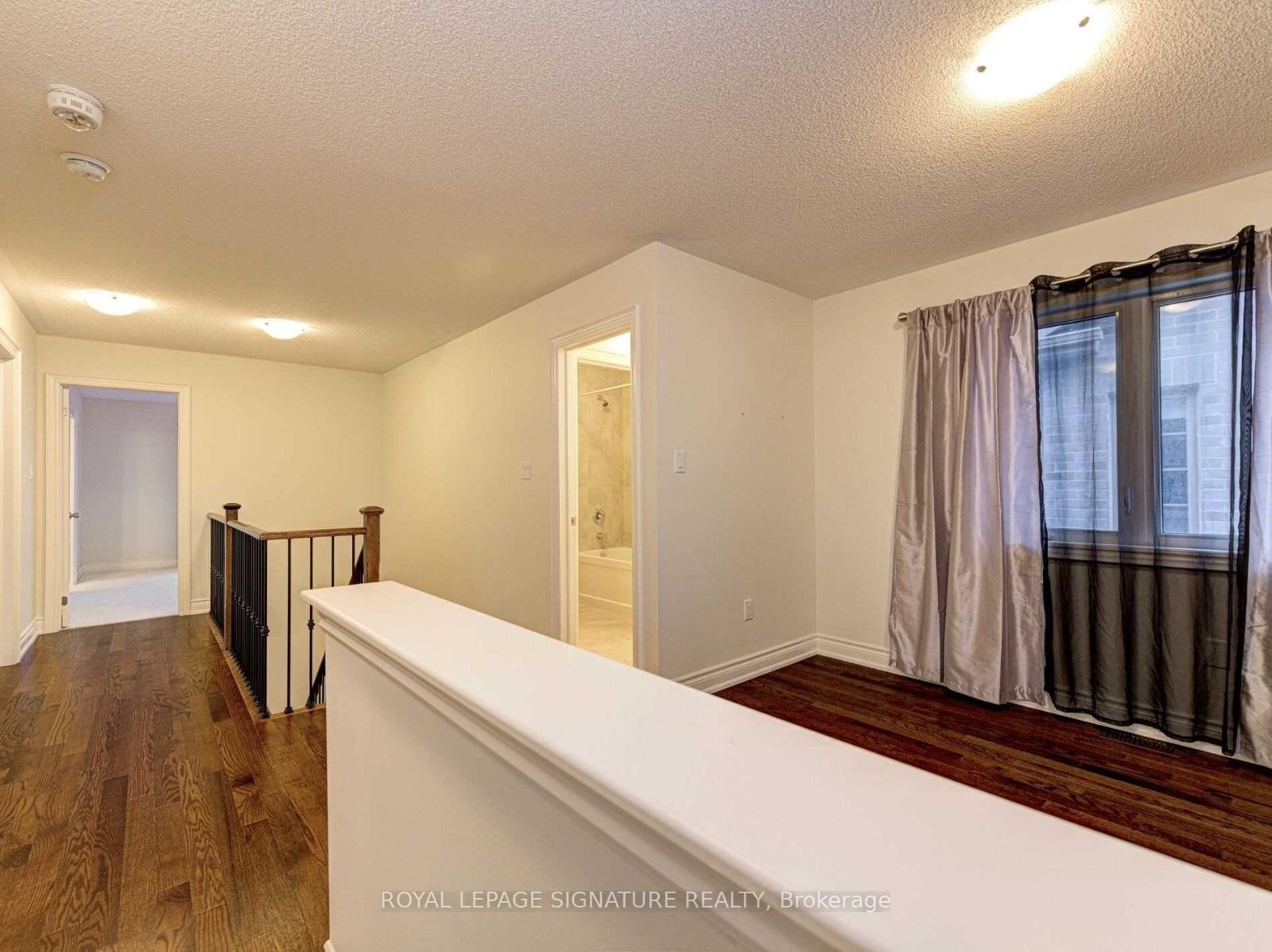 









20


Dunley

Crescent,
Brampton,




ON
L6X 5K3

