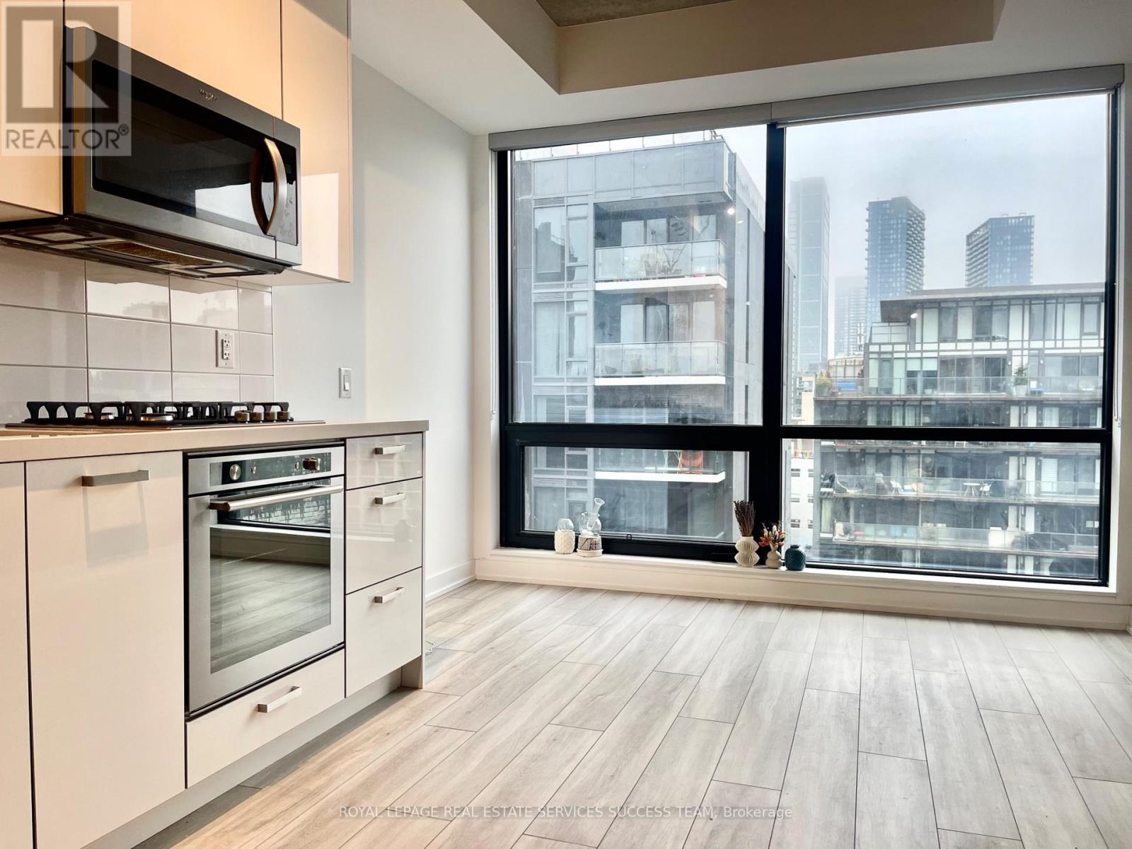 












903 - 458 RICHMOND ST W STREET

,
Toronto,




Ontario
M5V0S9

