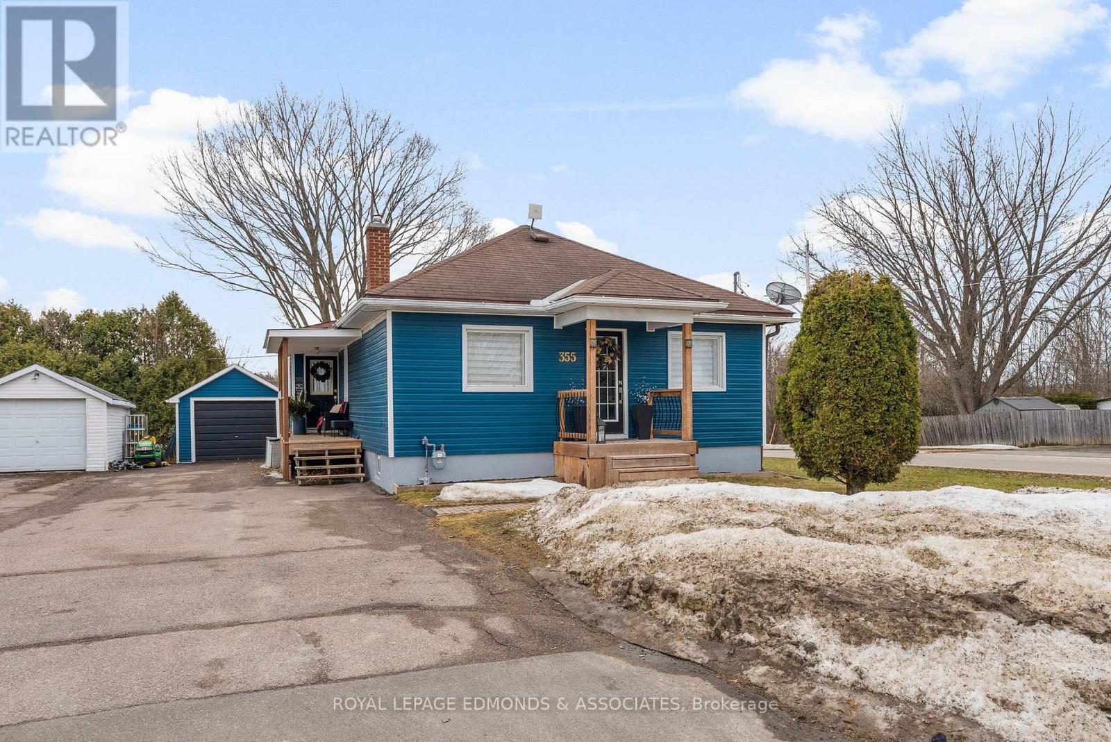 












355 JOFFRE AVENUE

,
Renfrew,




Ontario
K7V3L6

