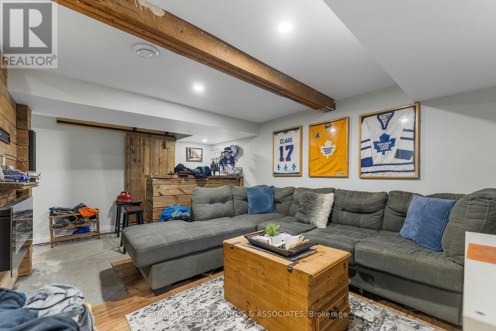 












355 JOFFRE AVENUE

,
Renfrew,




Ontario
K7V3L6

