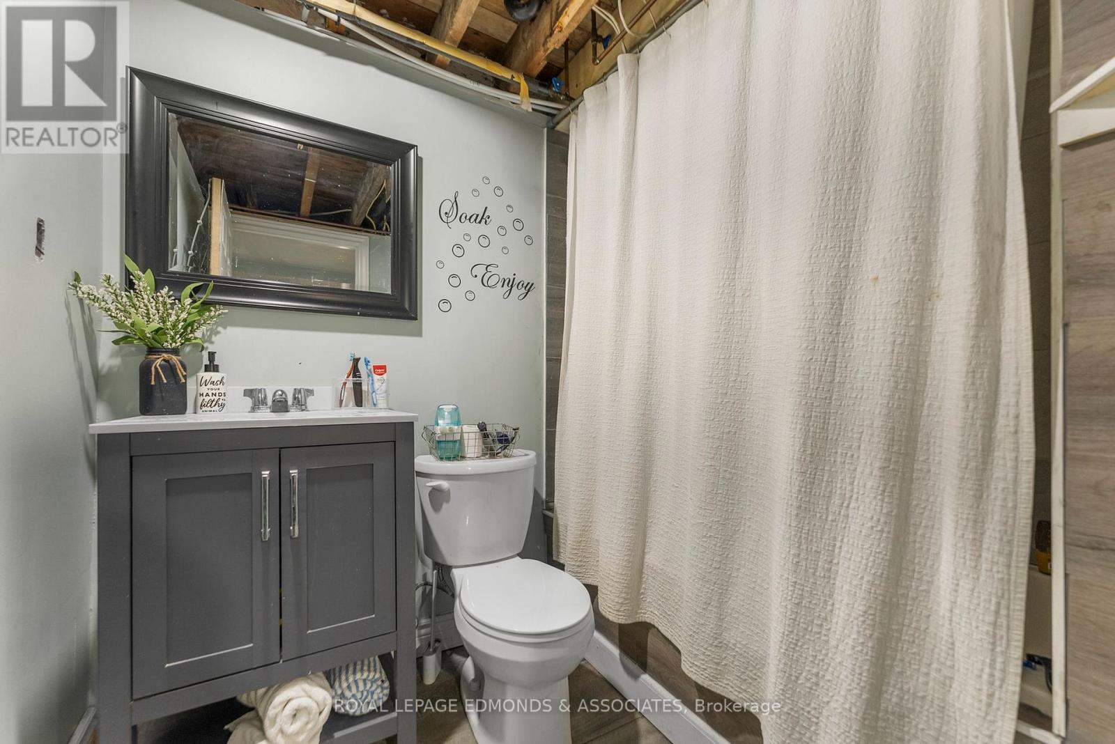 












355 JOFFRE AVENUE

,
Renfrew,




Ontario
K7V3L6

