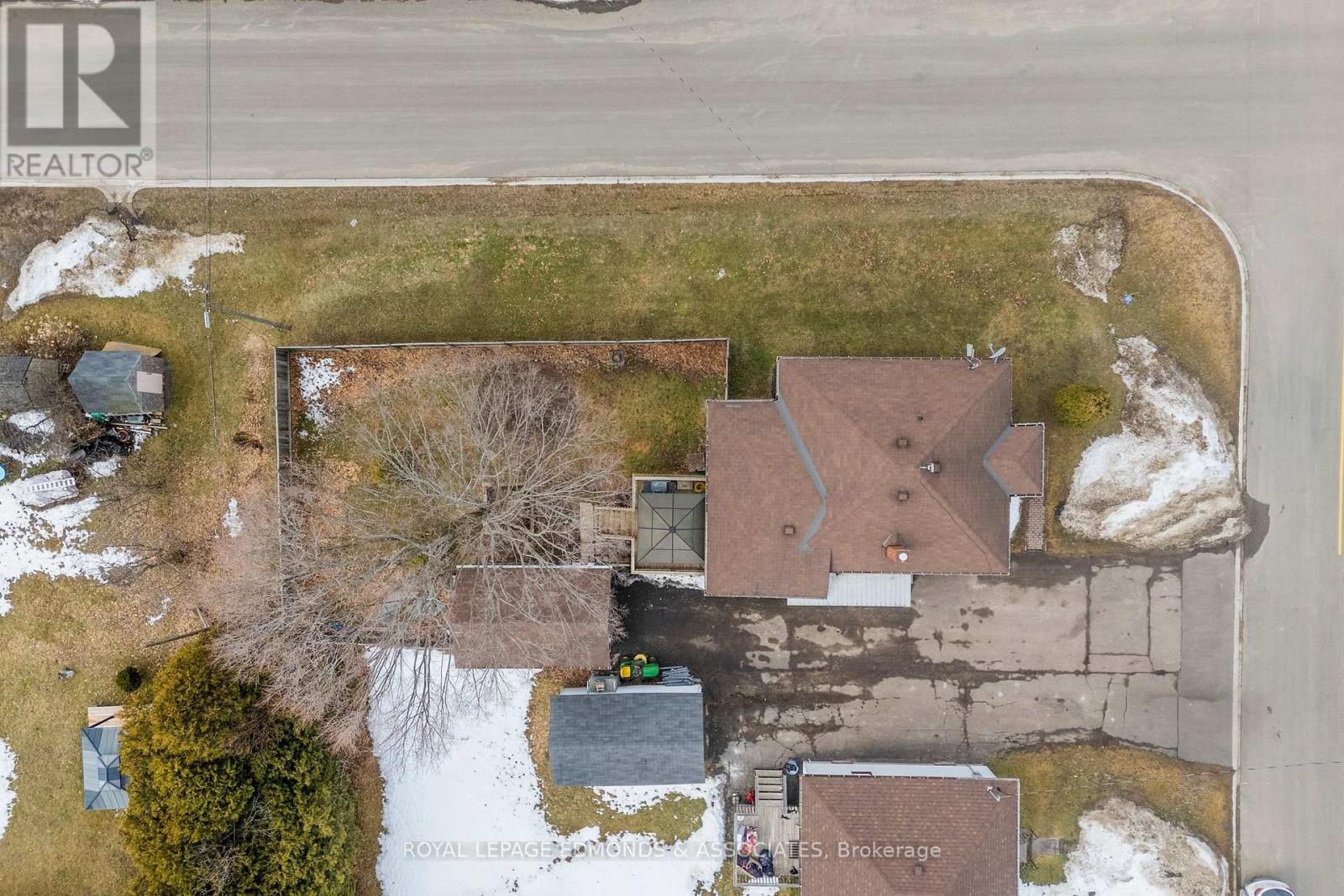 












355 JOFFRE AVENUE

,
Renfrew,




Ontario
K7V3L6

