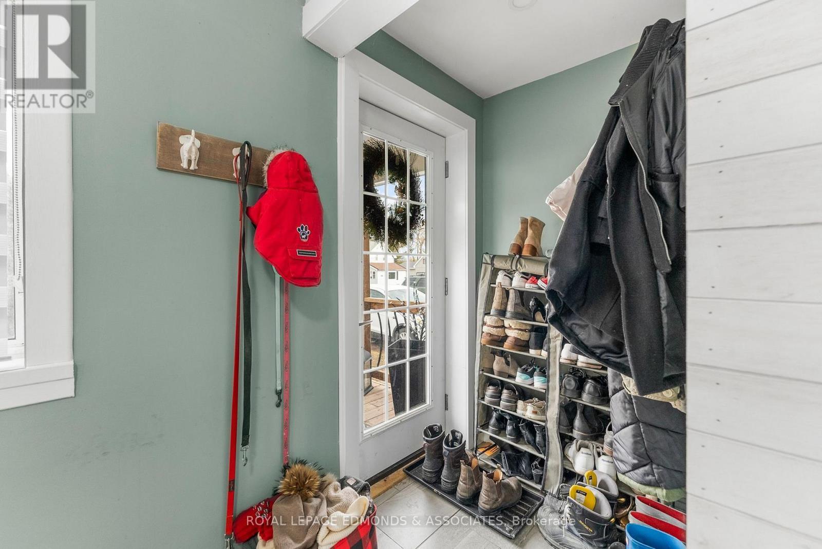 












355 JOFFRE AVENUE

,
Renfrew,




Ontario
K7V3L6

