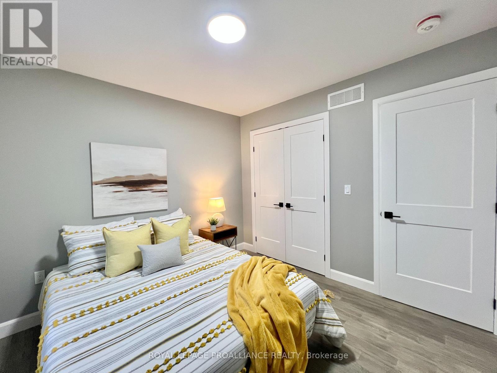 












21 HORTON COURT

,
Belleville (Belleville Ward),




Ontario
K8P0G7

