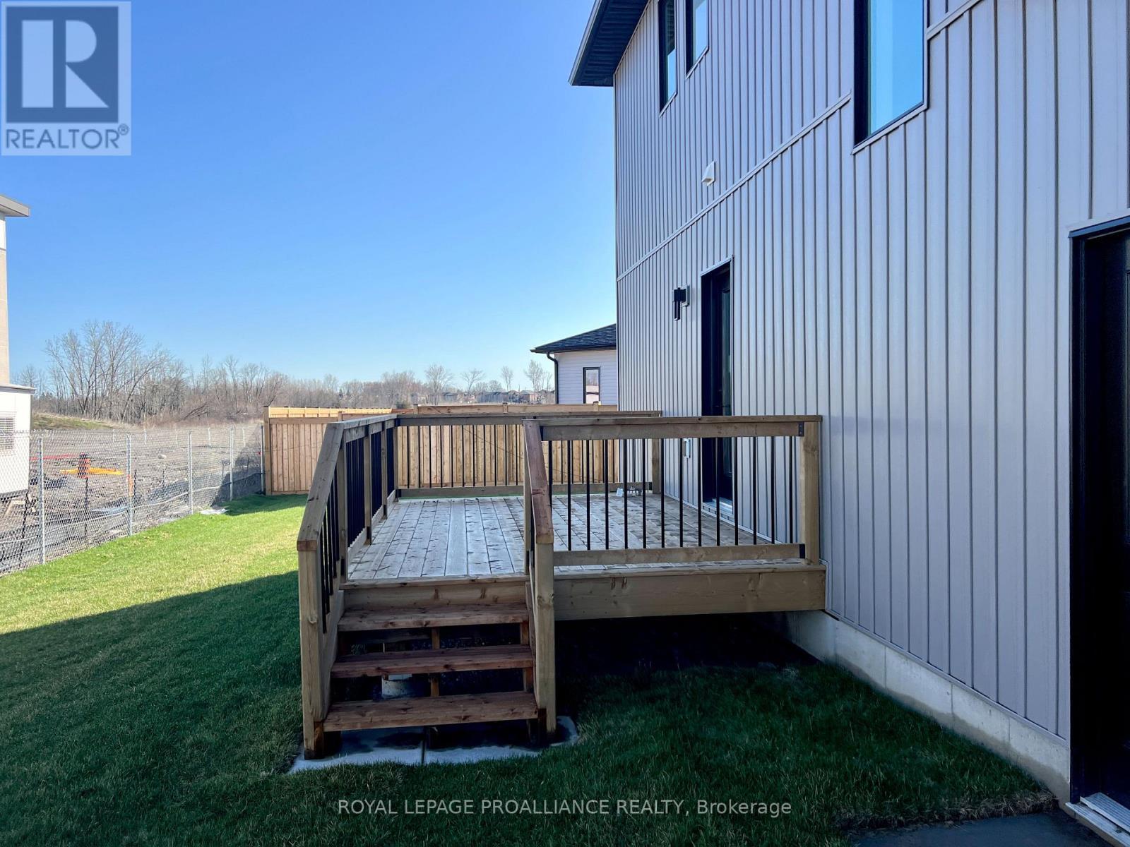 












21 HORTON COURT

,
Belleville (Belleville Ward),




Ontario
K8P0G7

