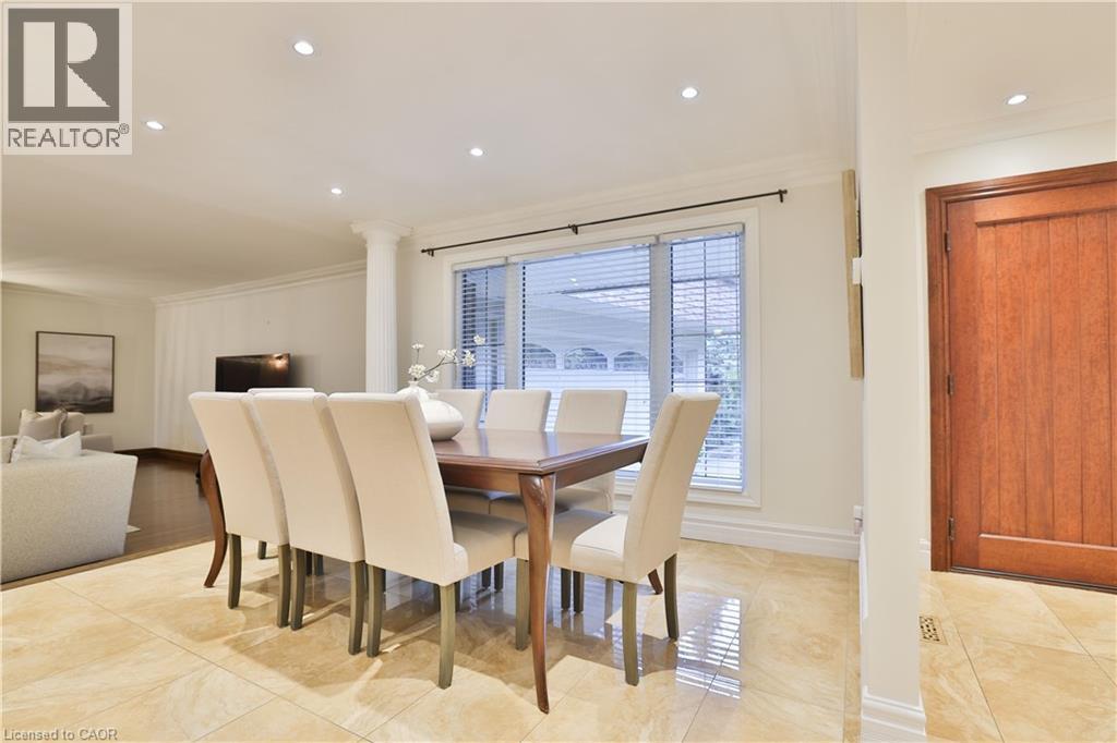 












130 TAVISTOCK Square

,
Halton,




Ontario
L6K2V2

