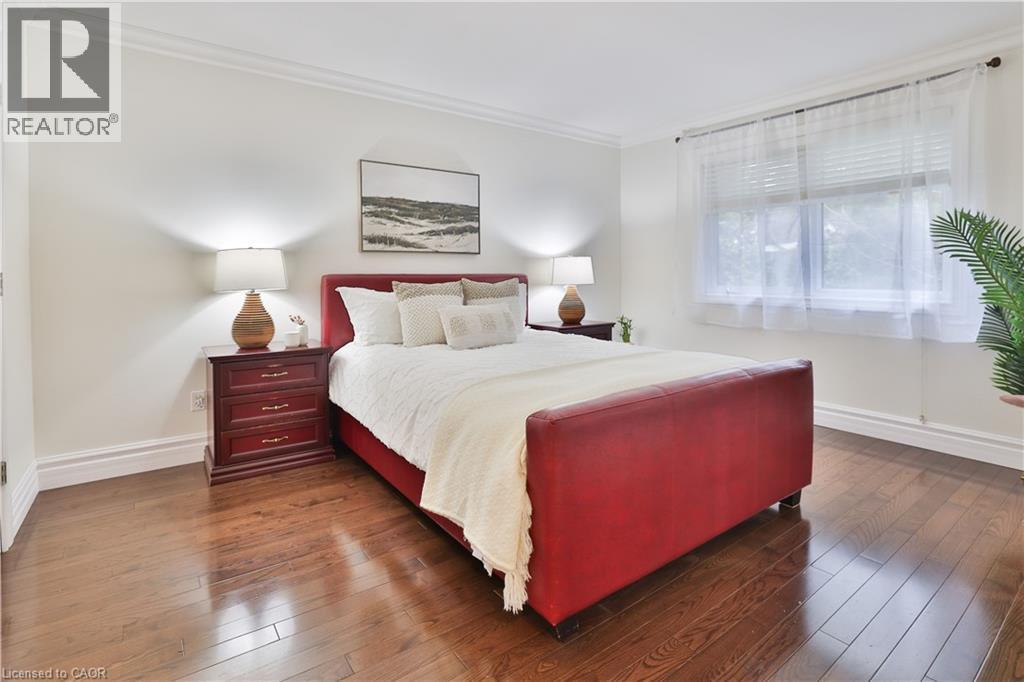 












130 TAVISTOCK Square

,
Halton,




Ontario
L6K2V2

