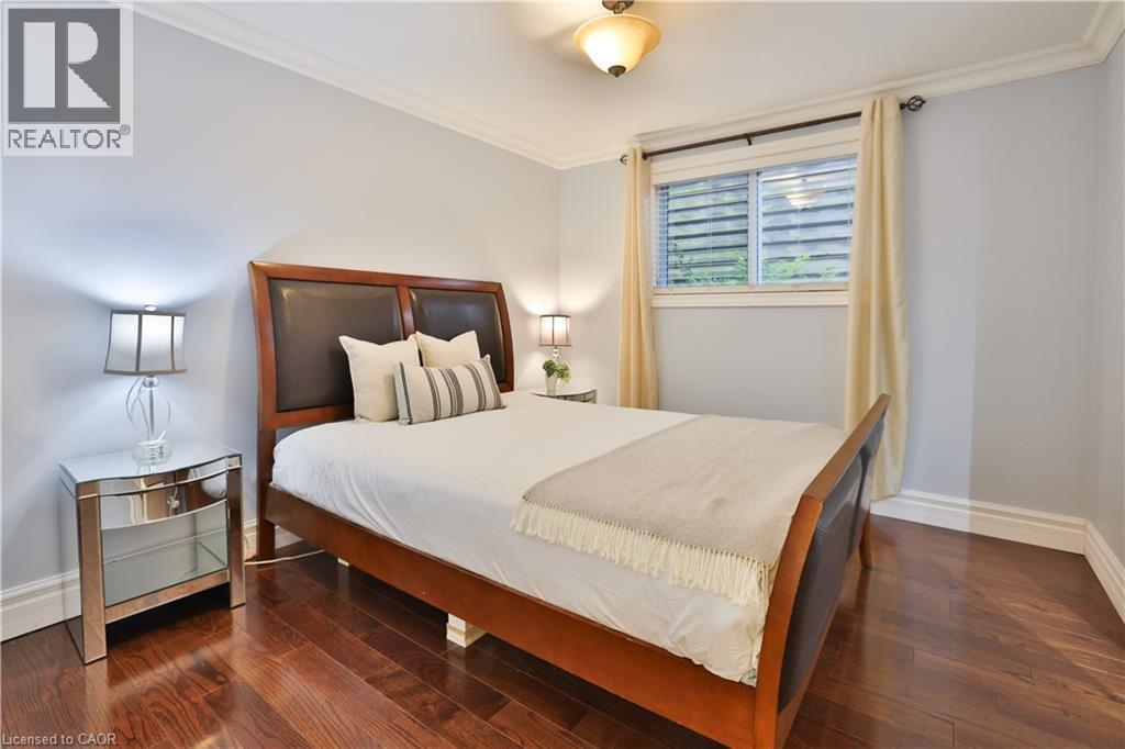 












130 TAVISTOCK Square

,
Halton,




Ontario
L6K2V2

