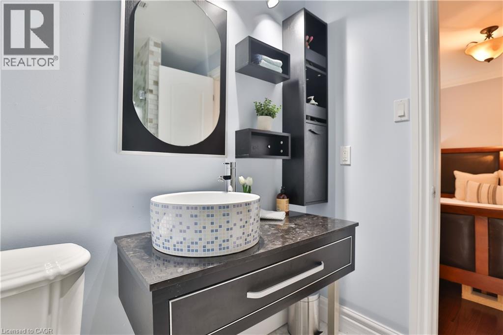 












130 TAVISTOCK Square

,
Halton,




Ontario
L6K2V2

