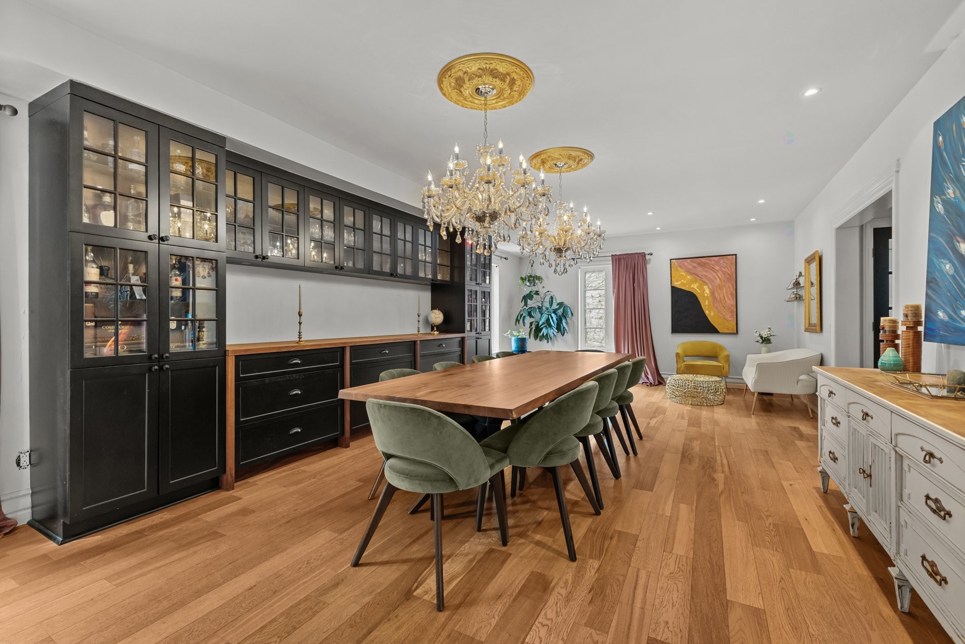 









729


Boul. Union

,
Laval (Sainte-Dorothée),




QC
H7X1X7

