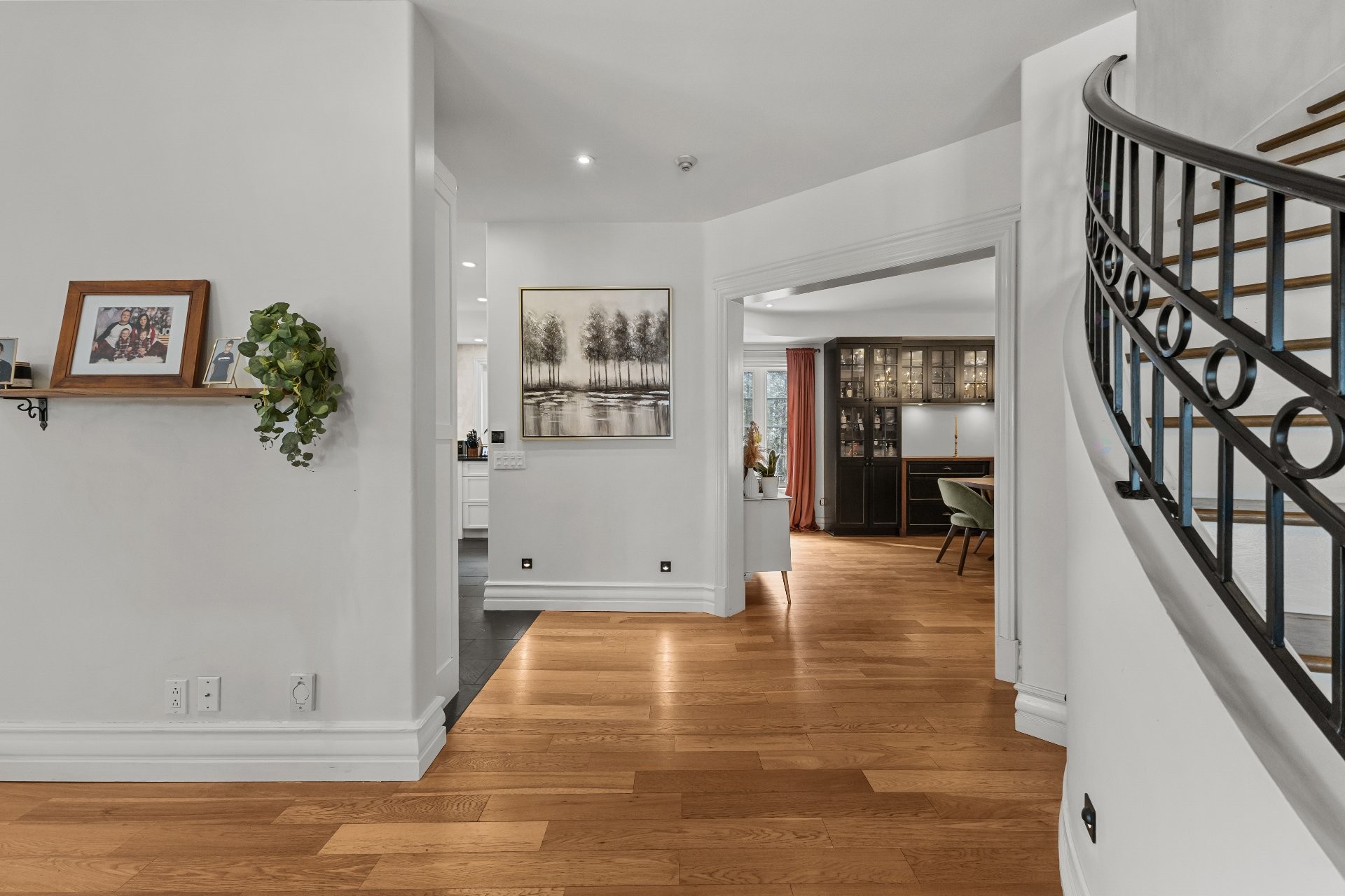 









729


Boul. Union

,
Laval (Sainte-Dorothée),




QC
H7X1X7

