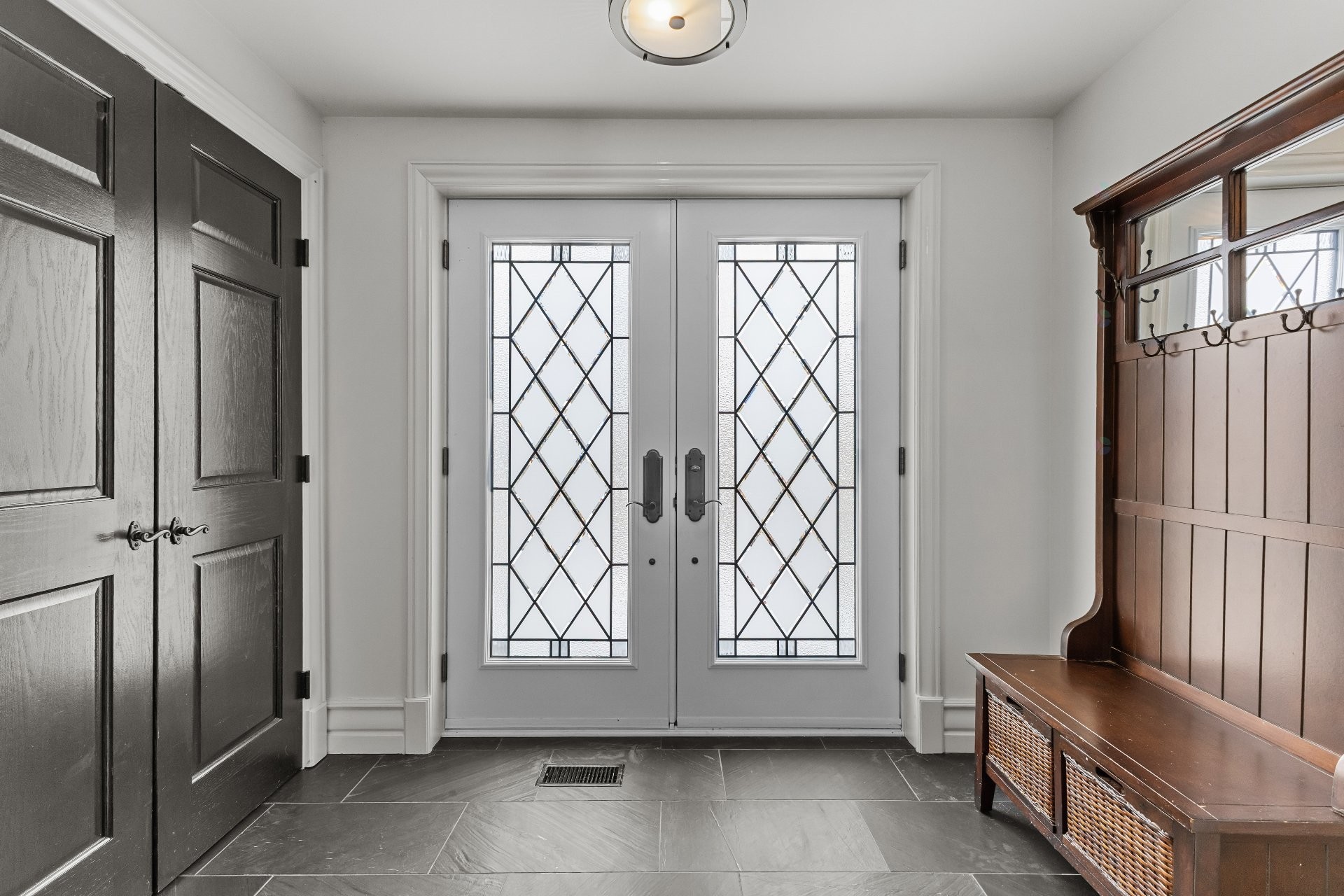 









729


Boul. Union

,
Laval (Sainte-Dorothée),




QC
H7X1X7

