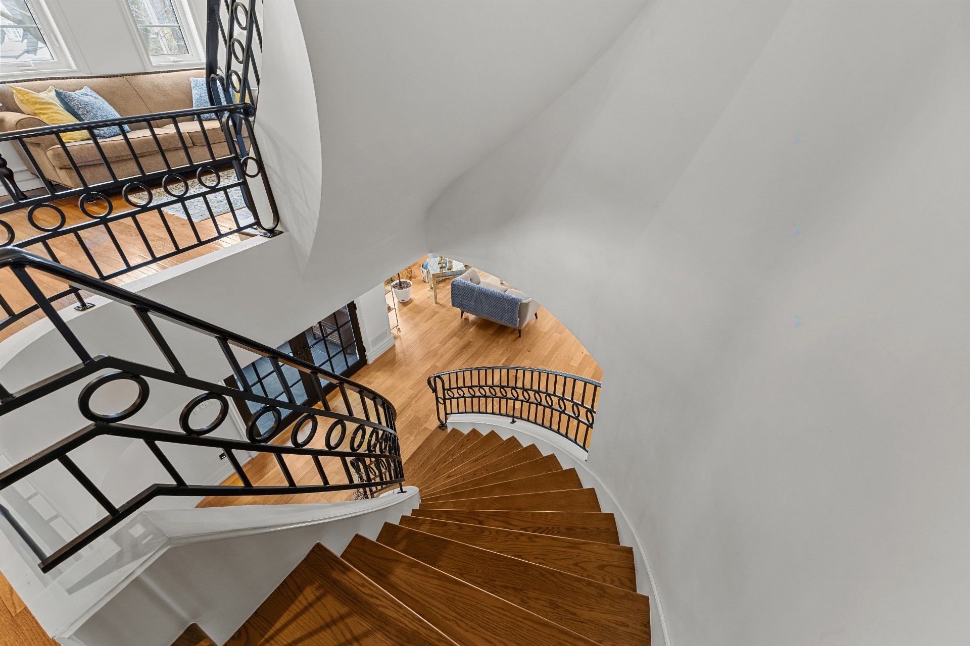 









729


Boul. Union

,
Laval (Sainte-Dorothée),




QC
H7X1X7

