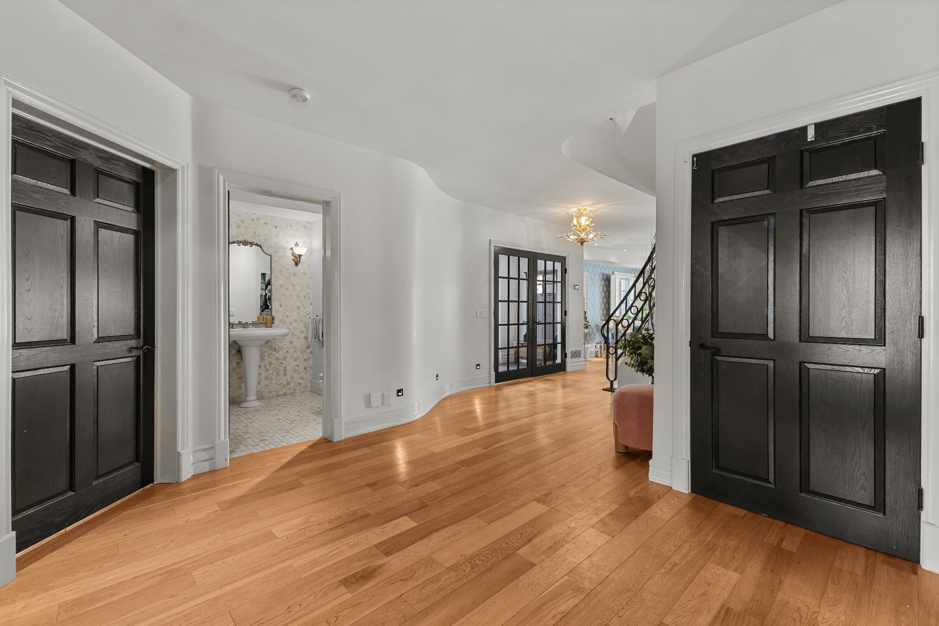 









729


Boul. Union

,
Laval (Sainte-Dorothée),




QC
H7X1X7

