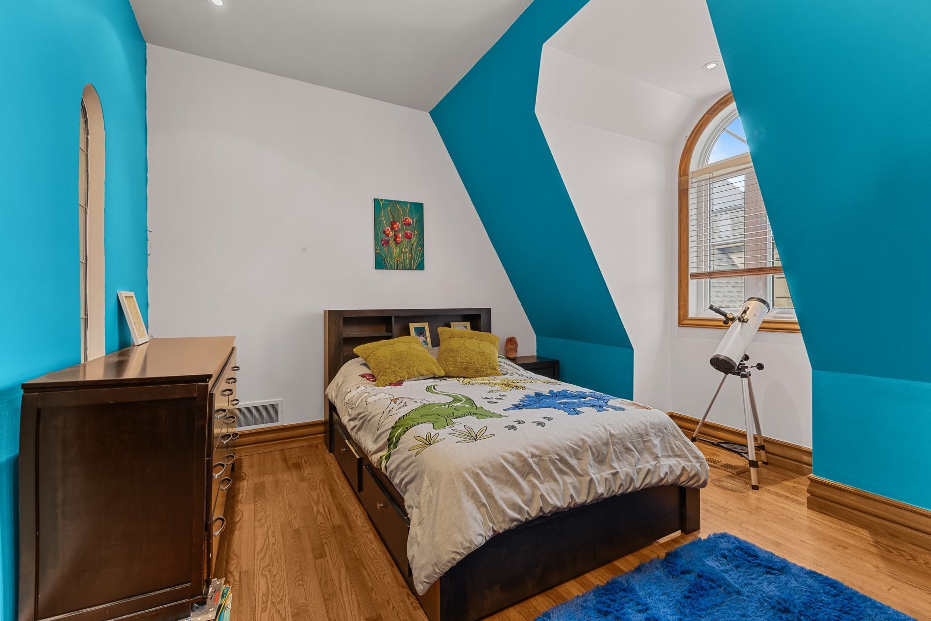 









729


Boul. Union

,
Laval (Sainte-Dorothée),




QC
H7X1X7

