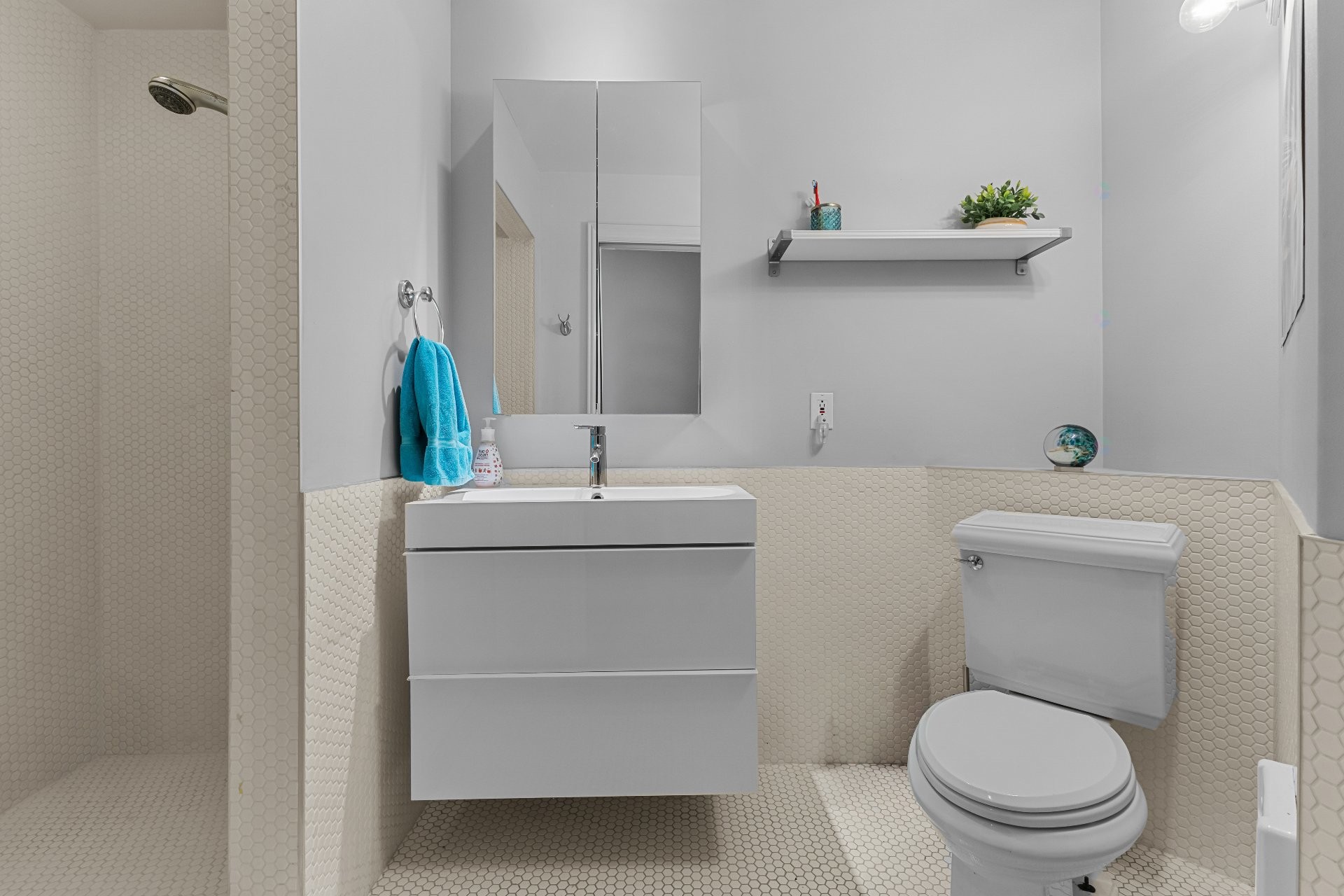 









729


Boul. Union

,
Laval (Sainte-Dorothée),




QC
H7X1X7

