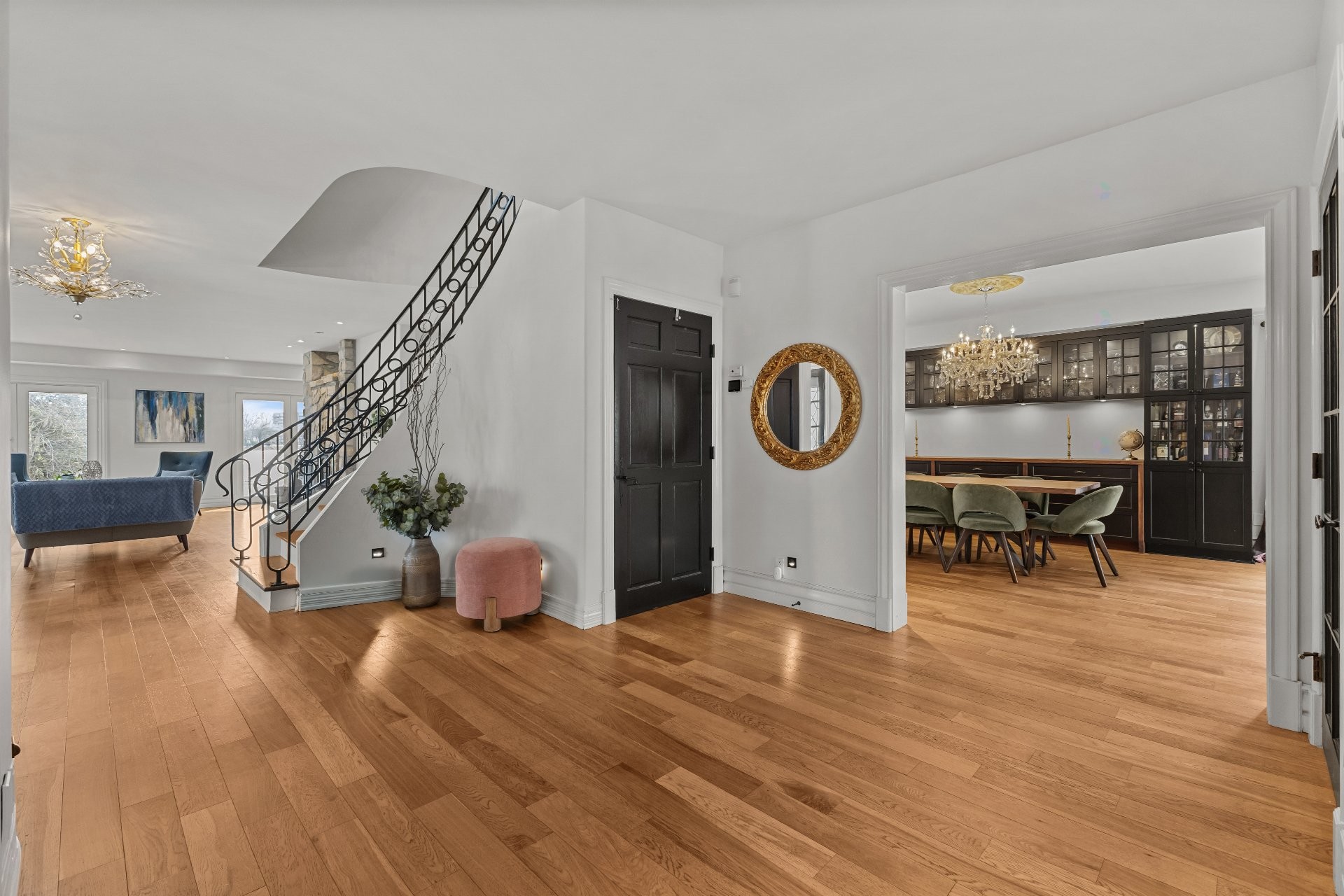 









729


Boul. Union

,
Laval (Sainte-Dorothée),




QC
H7X1X7

