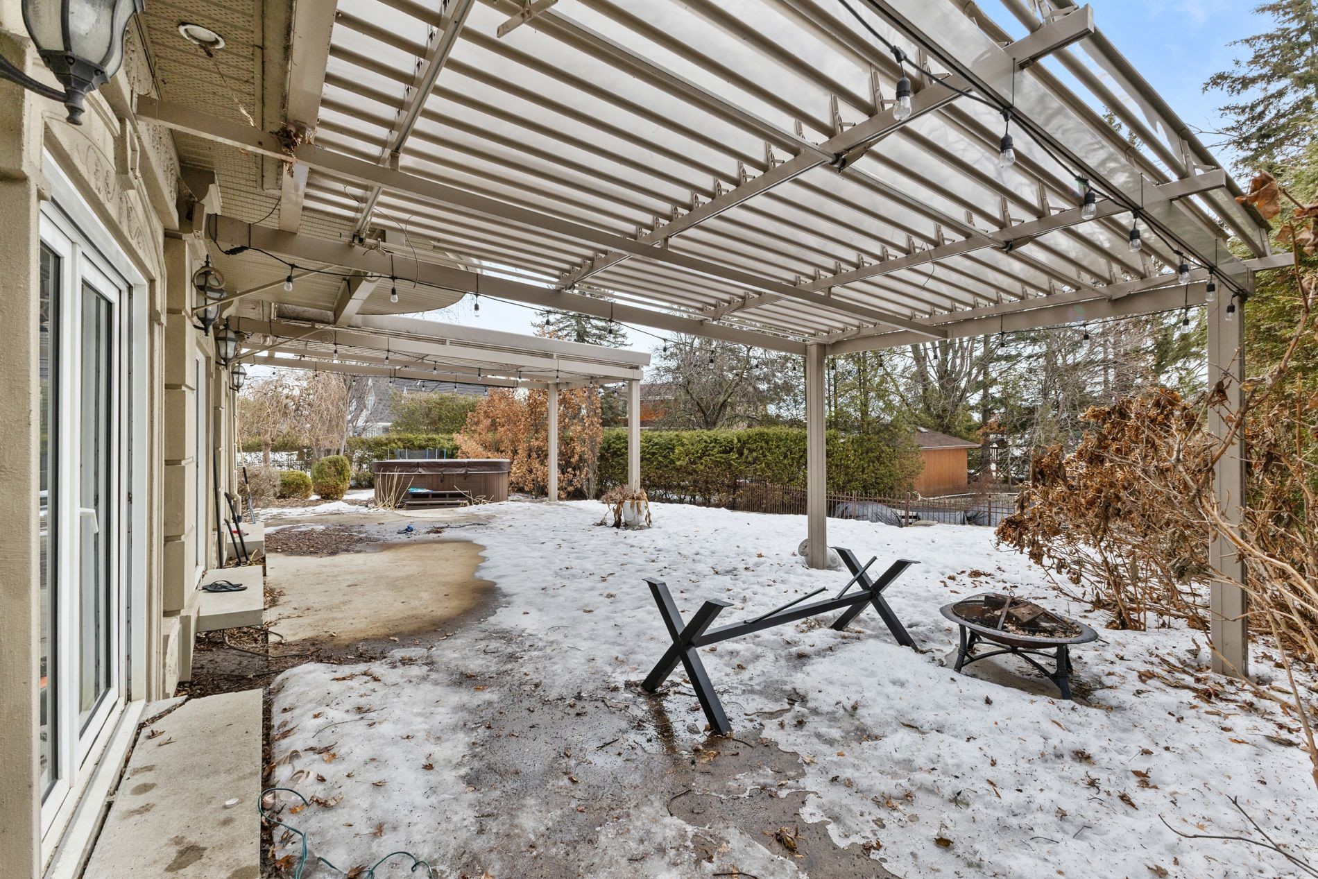 









729


Boul. Union

,
Laval (Sainte-Dorothée),




QC
H7X1X7

