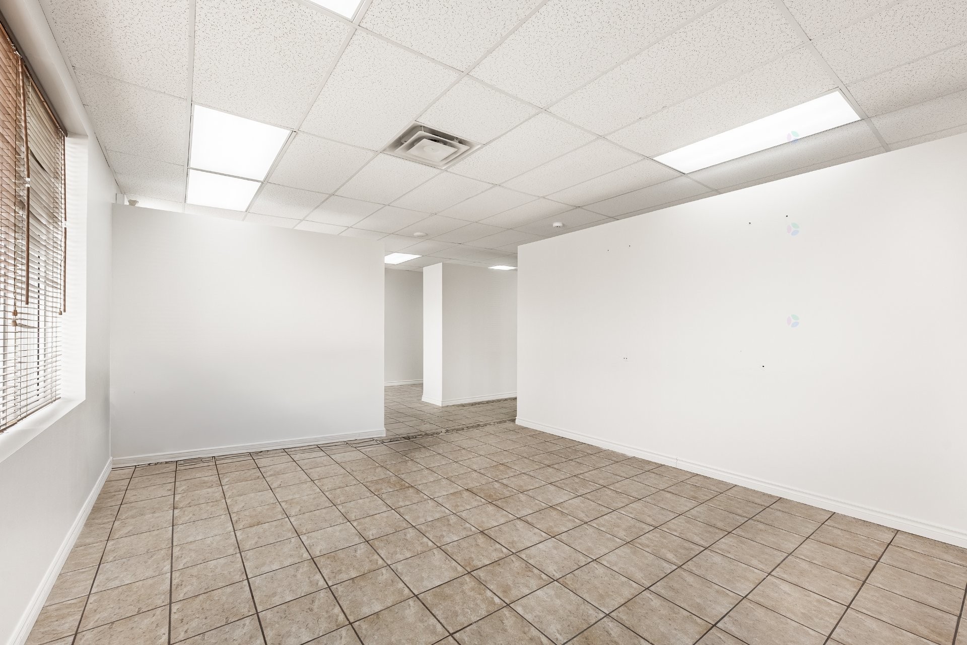 









2041A


Rue Léonard-De Vinci

,
Sainte-Julie,




QC
J3E1Z2

