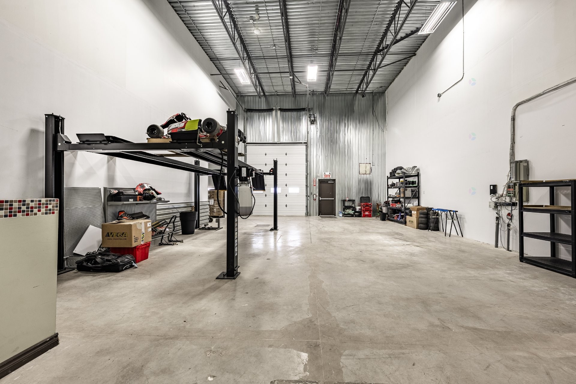 









2041A


Rue Léonard-De Vinci

,
Sainte-Julie,




QC
J3E1Z2

