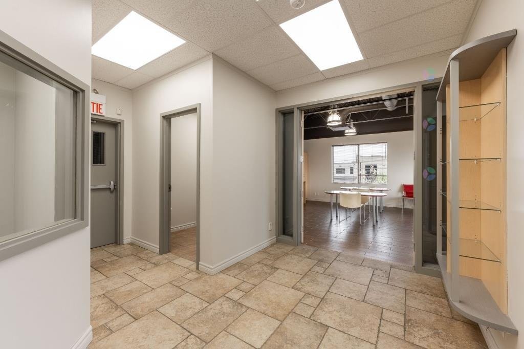 









2041A


Rue Léonard-De Vinci

,
Sainte-Julie,




QC
J3E1Z2

