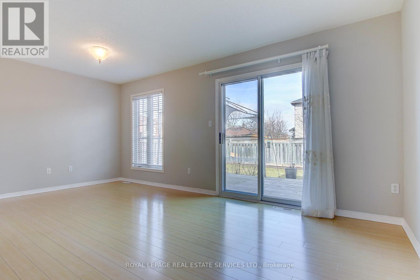 












1498 PINECLIFF ROAD

,
Oakville,




Ontario
L6M4A8

