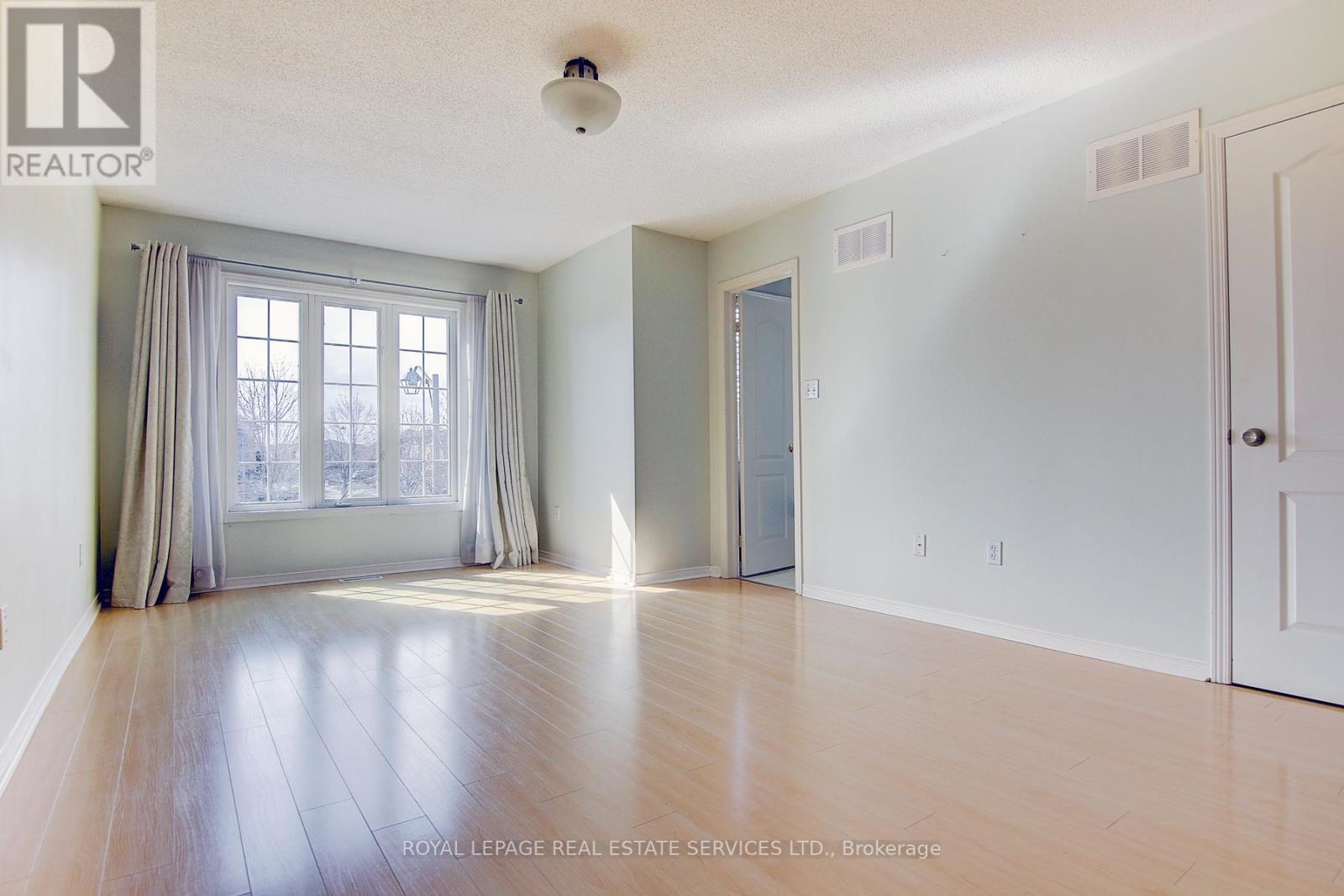 












1498 PINECLIFF ROAD

,
Oakville,




Ontario
L6M4A8


