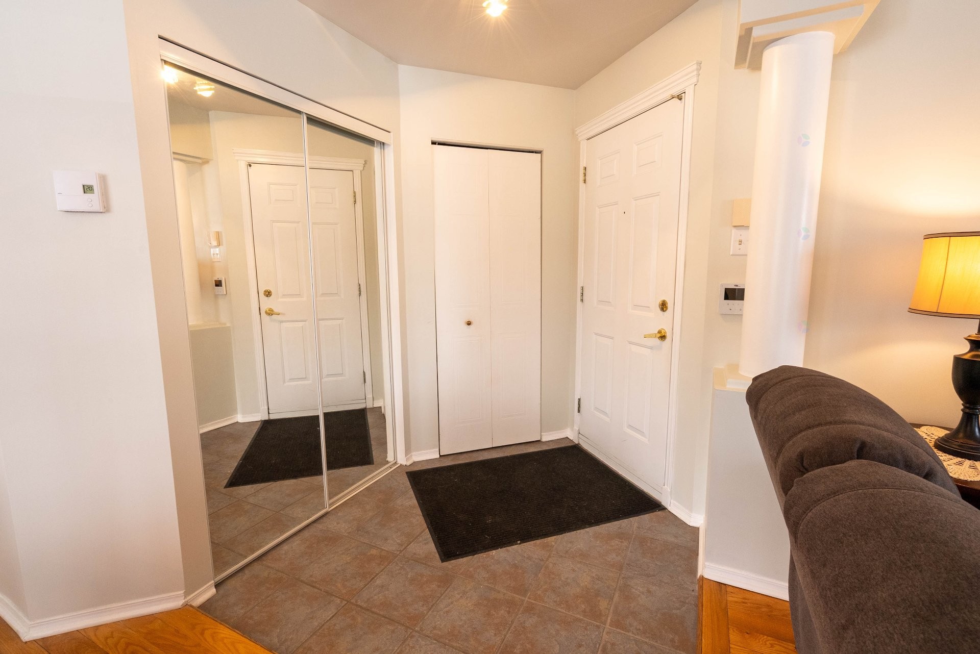 









2090


Av. Albert-Murphy

, 101,
Laval (Chomedey),




QC
H7T2V8

