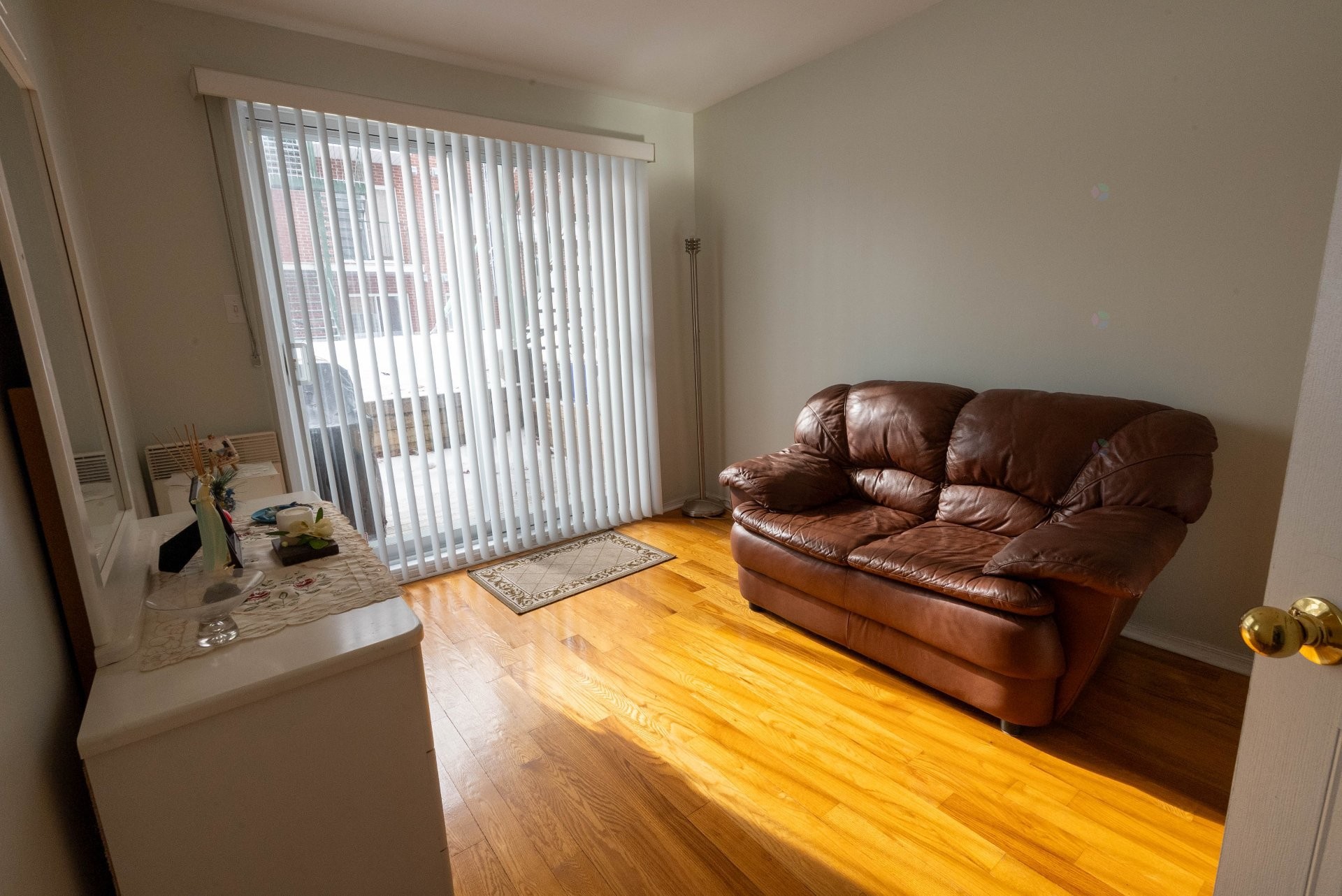 









2090


Av. Albert-Murphy

, 101,
Laval (Chomedey),




QC
H7T2V8

