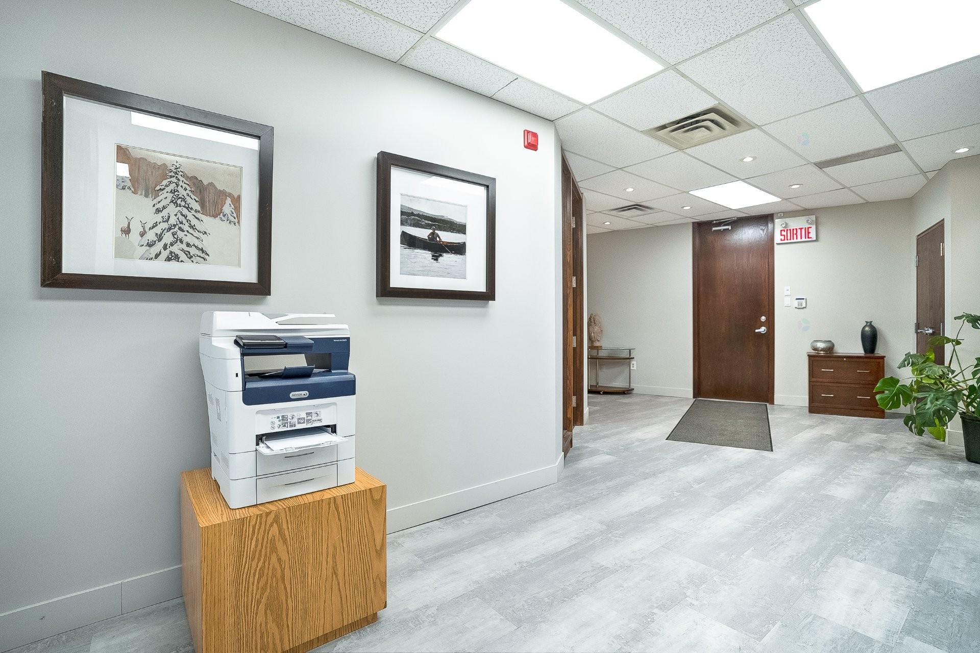 









45


Place Charles-Le Moyne

, 95,
Longueuil (Le Vieux-Longueuil),




QC
J4K5G5

