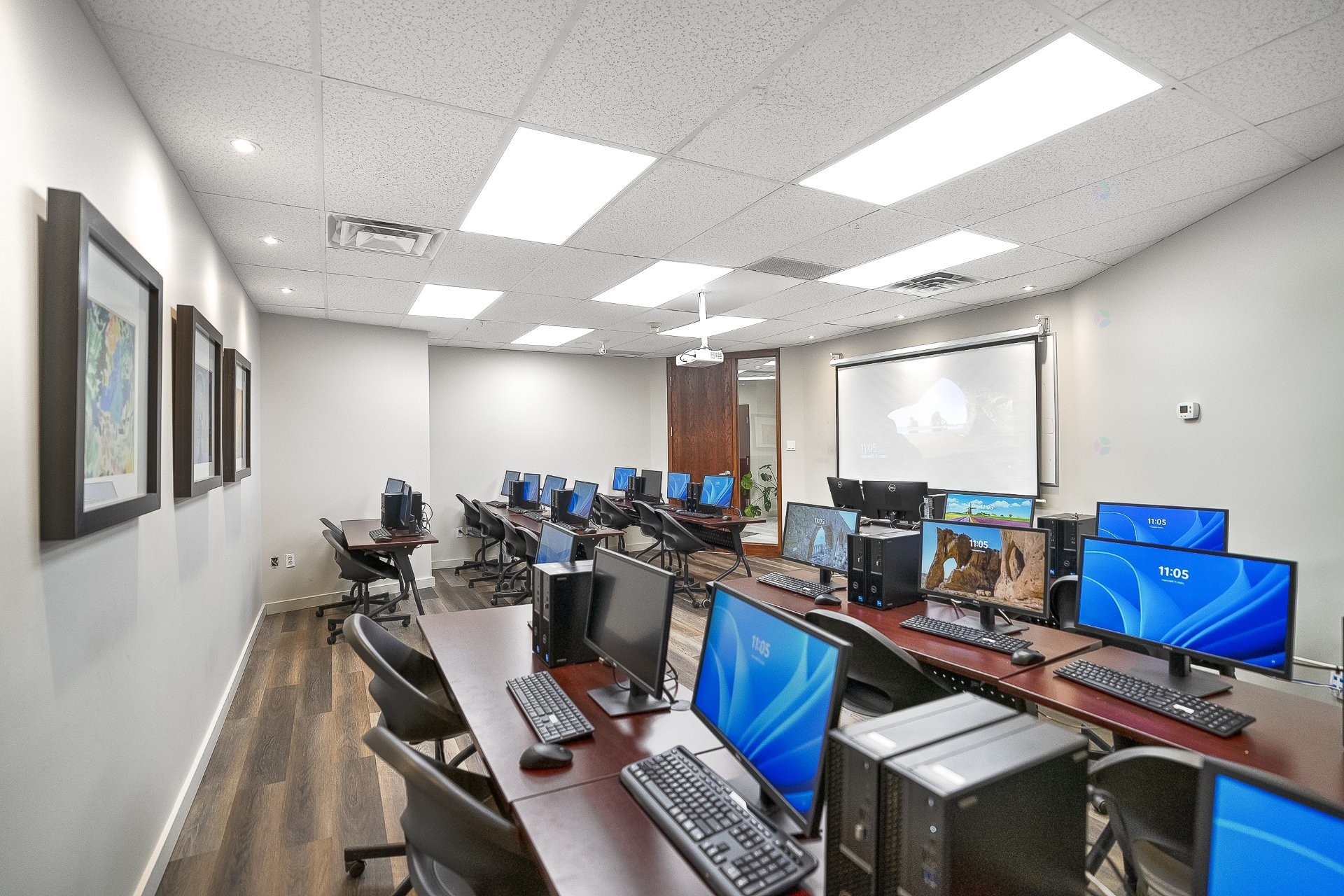 









45


Place Charles-Le Moyne

, 95,
Longueuil (Le Vieux-Longueuil),




QC
J4K5G5

