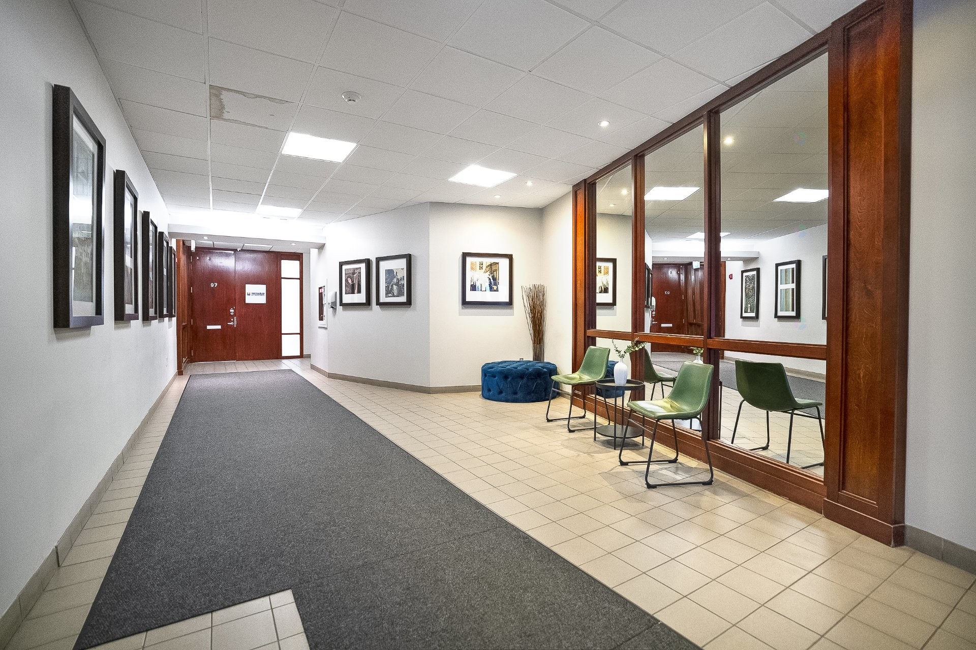 









45


Place Charles-Le Moyne

, 97,
Longueuil (Le Vieux-Longueuil),




QC
J4K5G5

