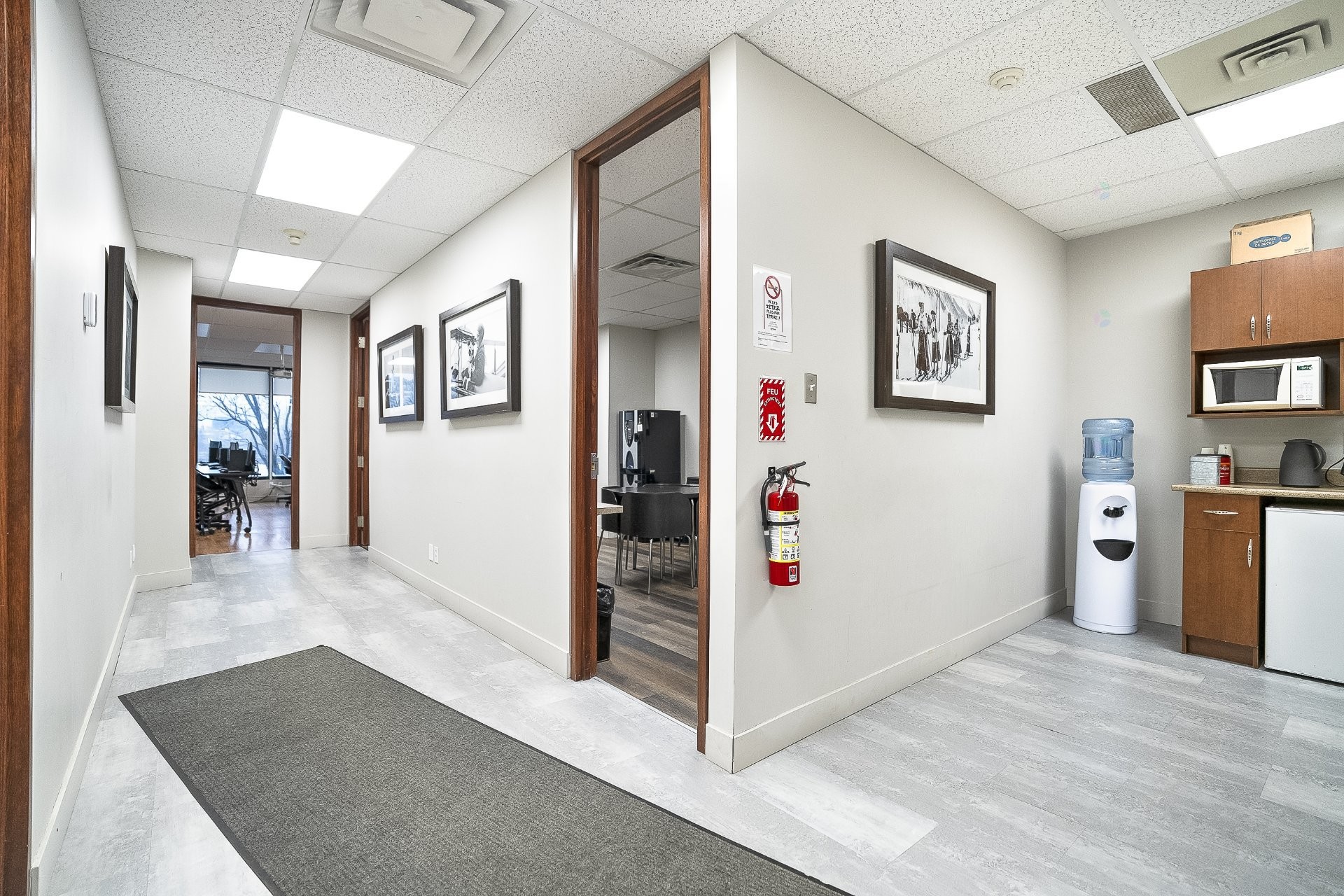 









45


Place Charles-Le Moyne

, 97,
Longueuil (Le Vieux-Longueuil),




QC
J4K5G5

