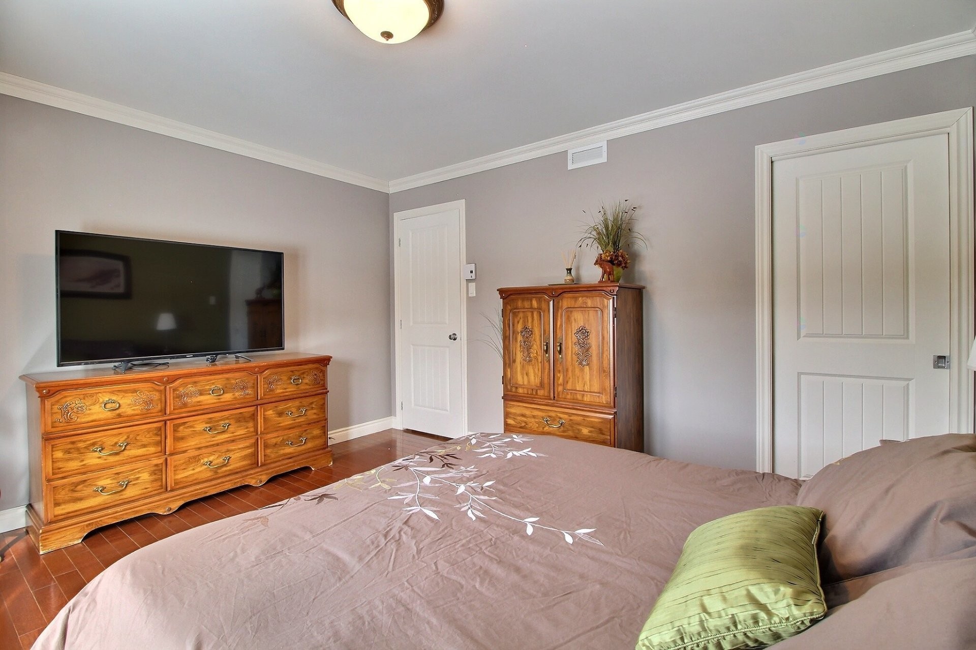 









51


Rue Selena

,
East Angus,




QC
J0B1R0

