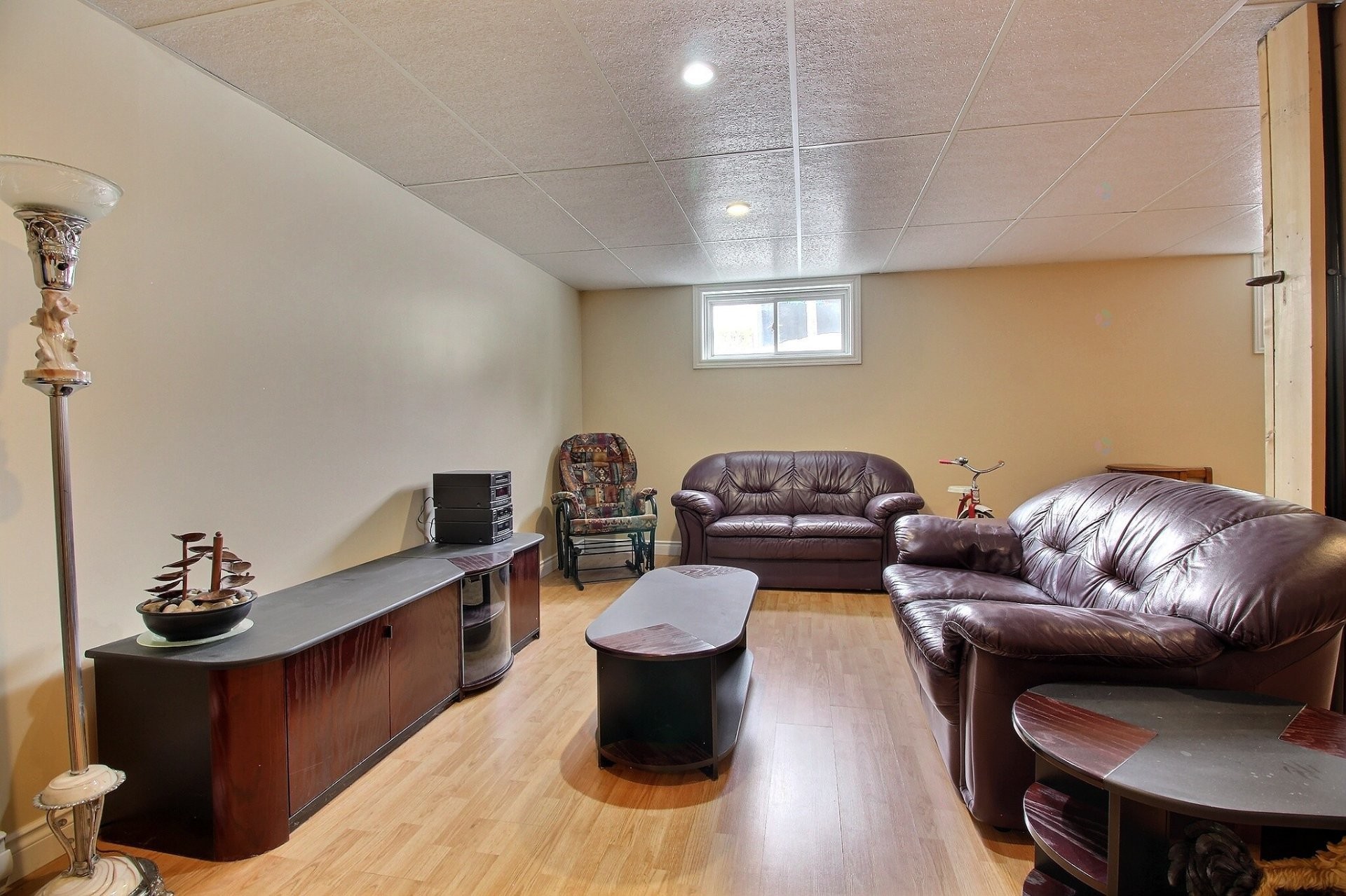 









51


Rue Selena

,
East Angus,




QC
J0B1R0

