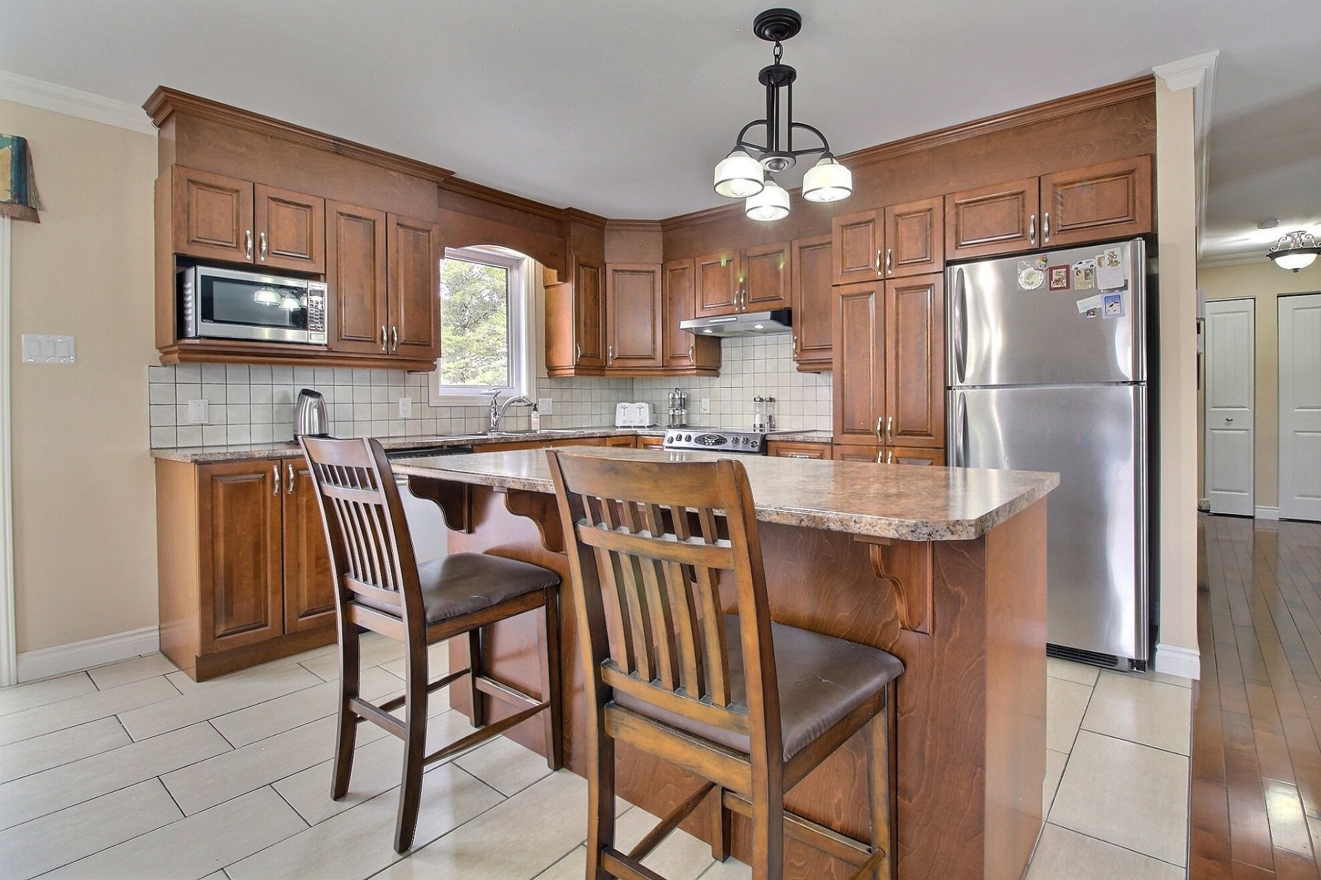 









51


Rue Selena

,
East Angus,




QC
J0B1R0

